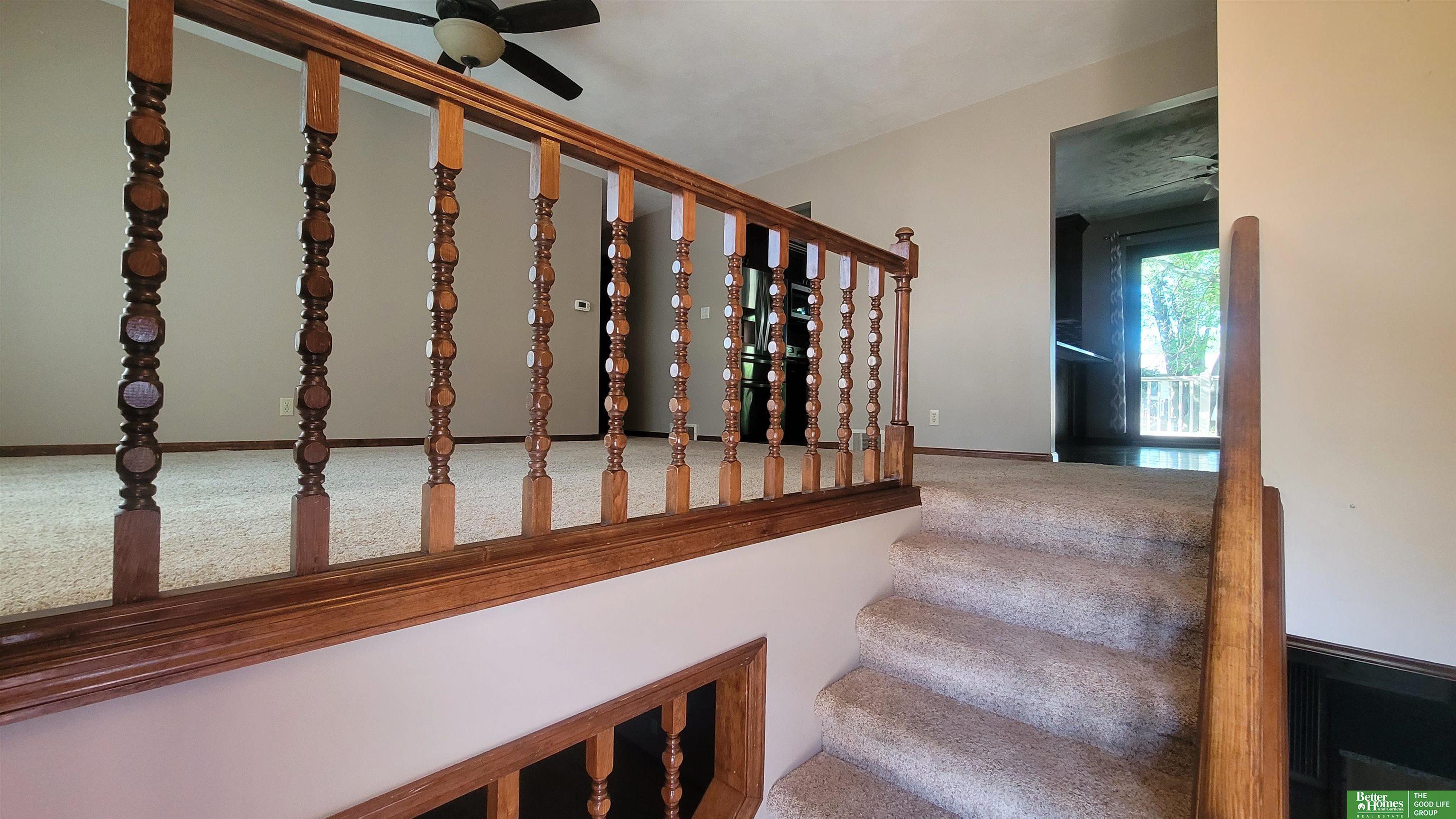 932 Woodcrest Court