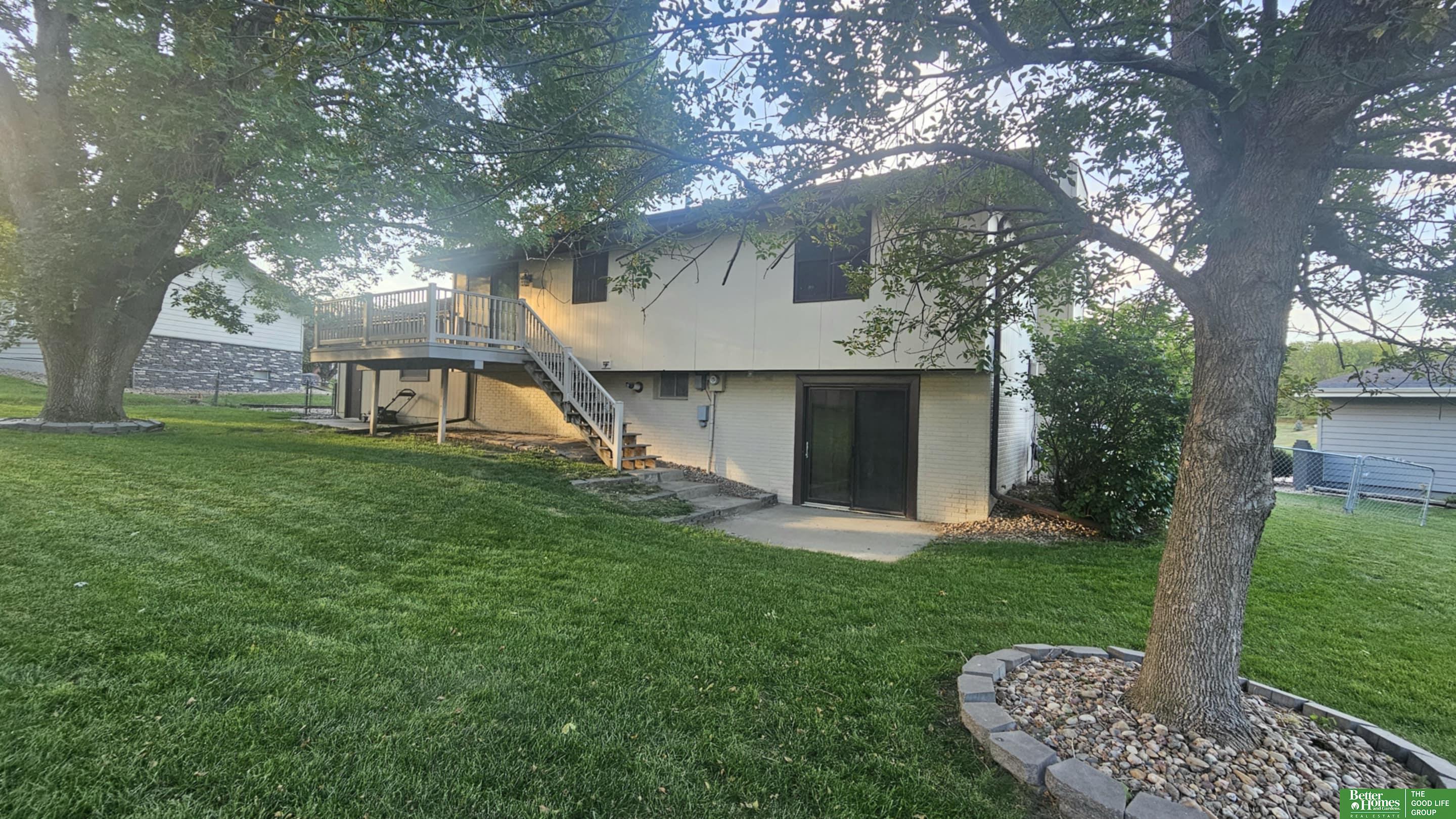 932 Woodcrest Court