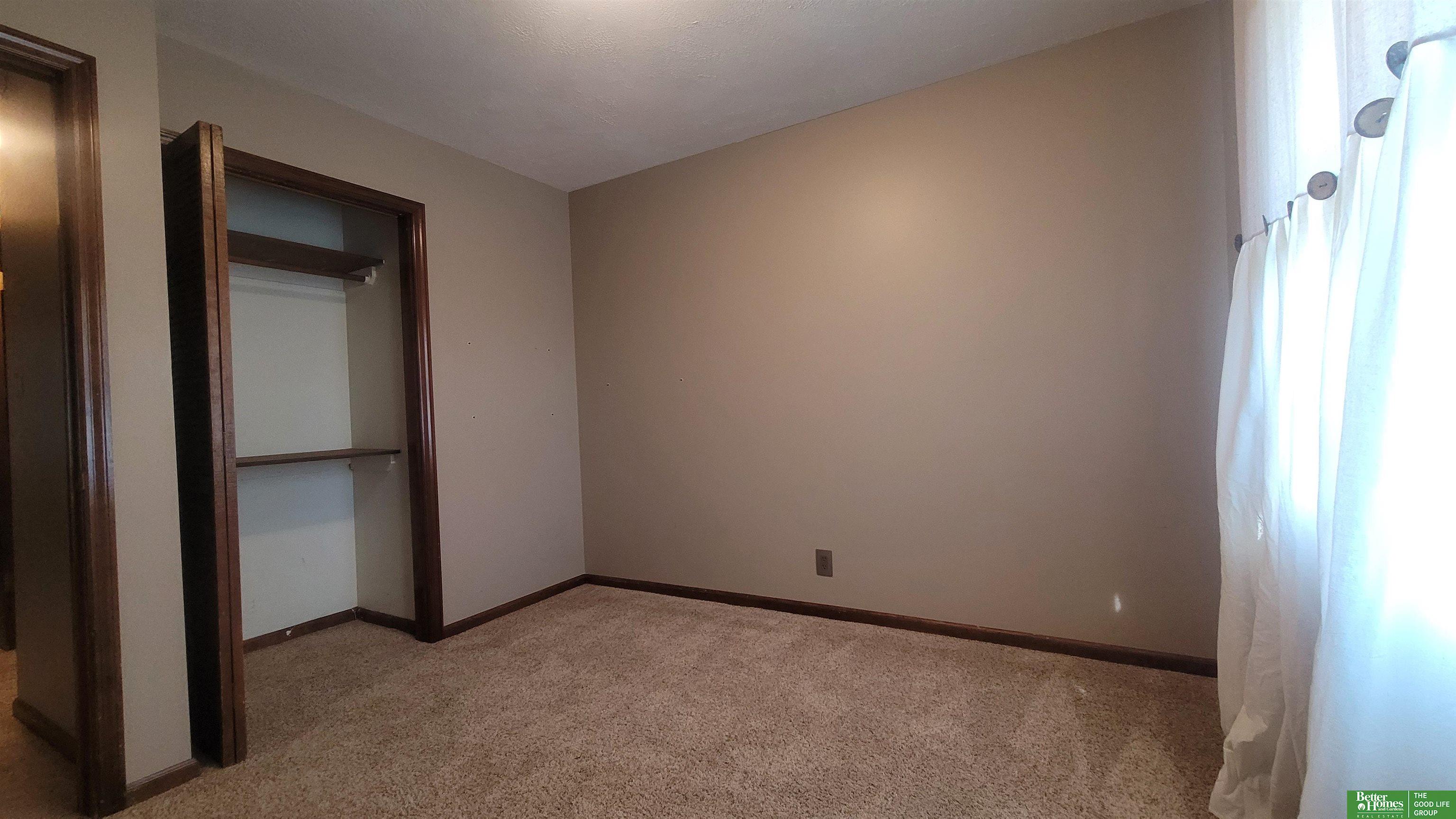 932 Woodcrest Court