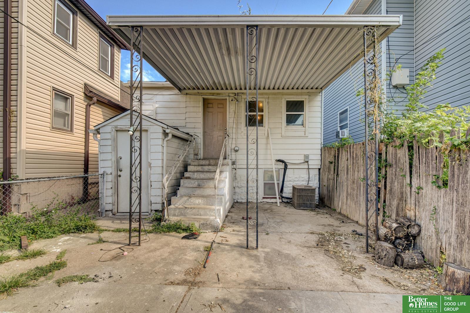 3113 R Street