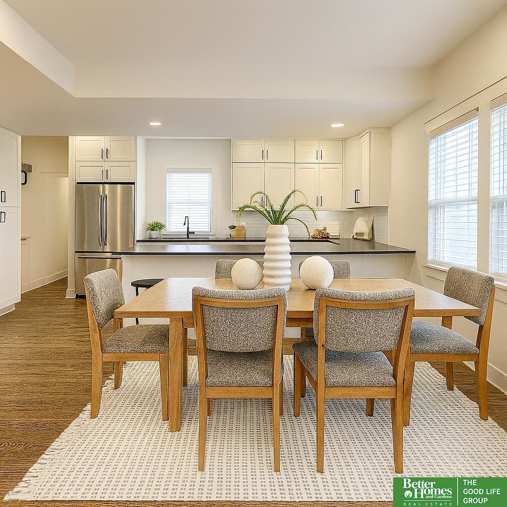4905 & 4905 1/2 Capitol Avenue