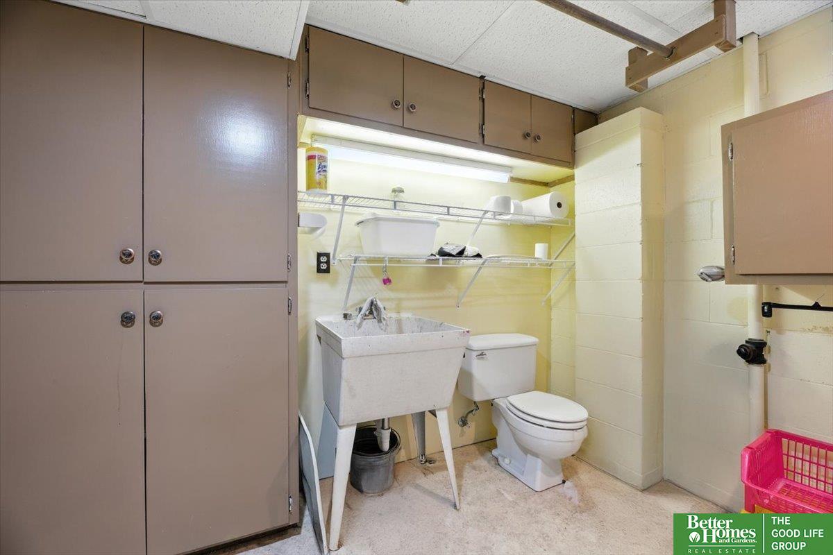 101 N Kings Circle