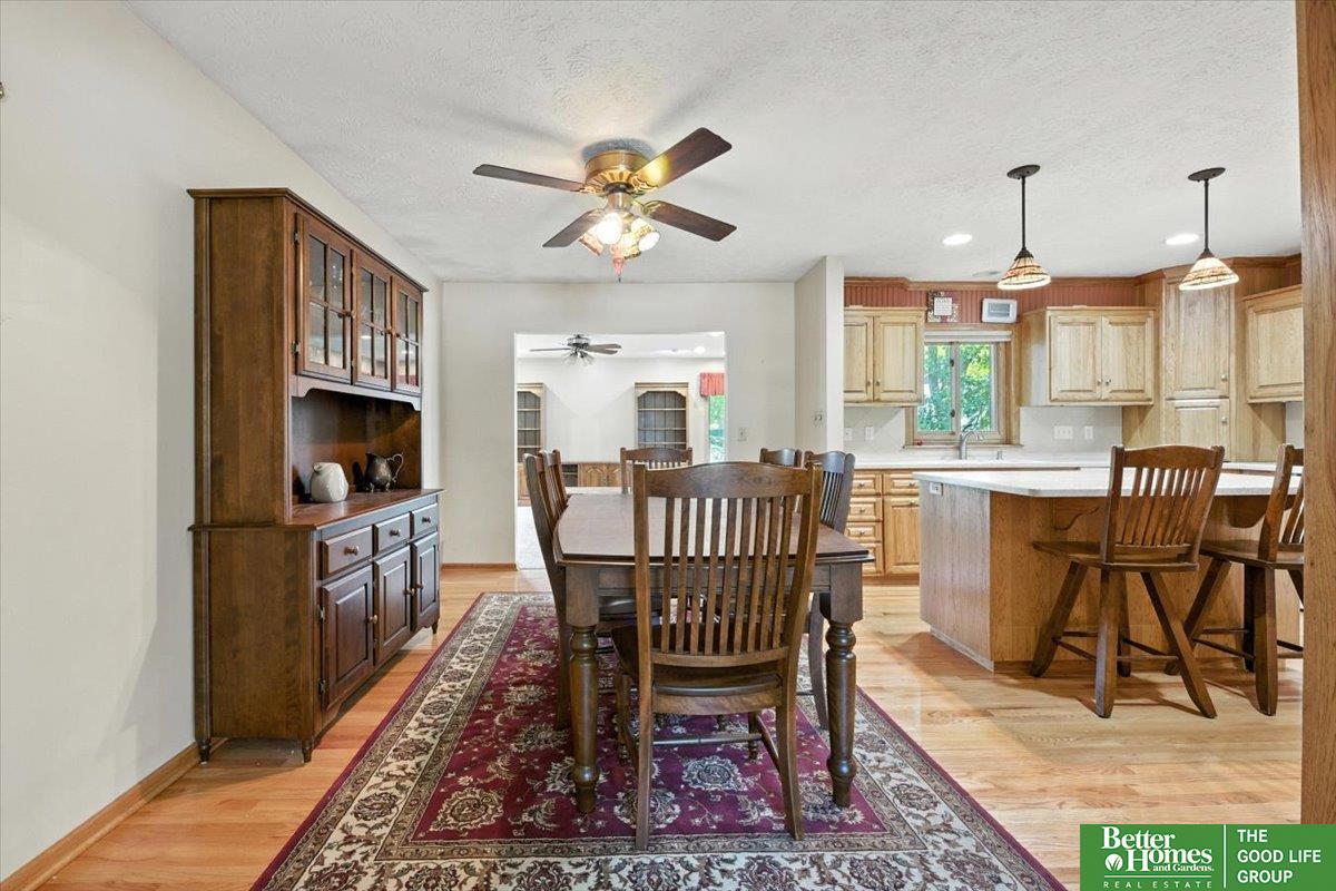 101 N Kings Circle