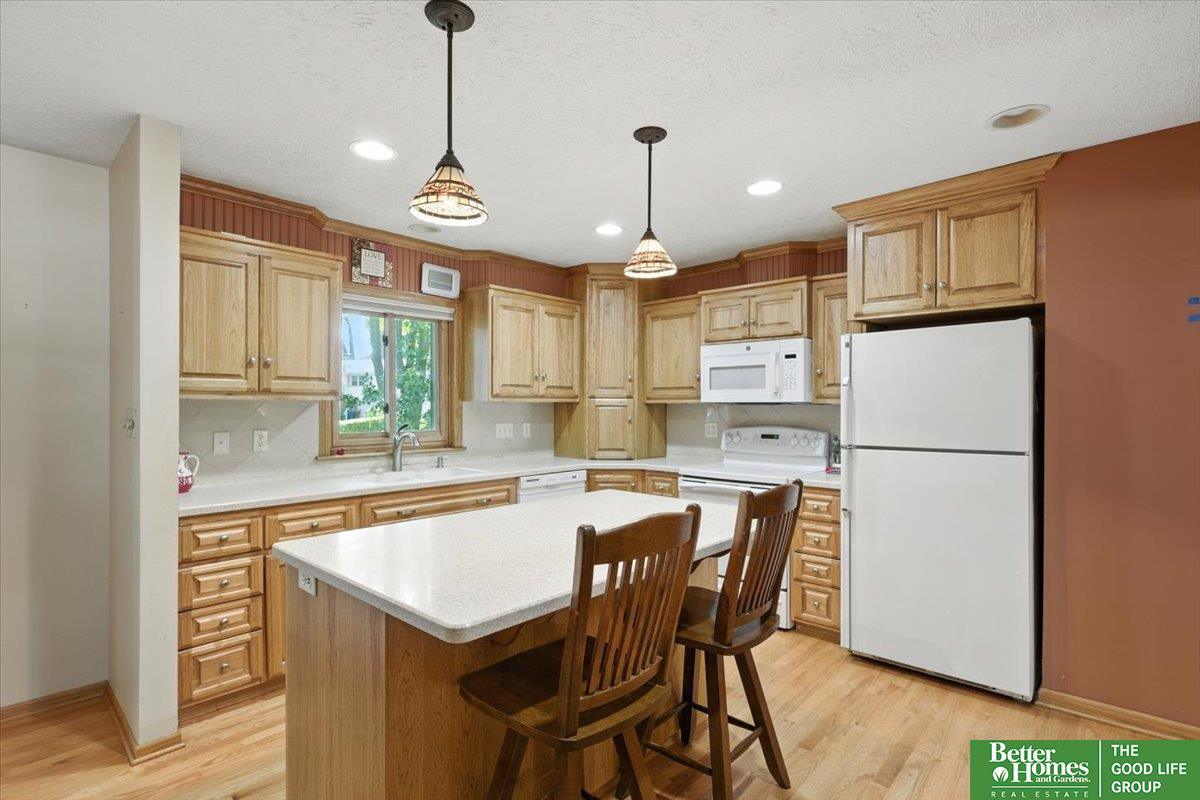 101 N Kings Circle