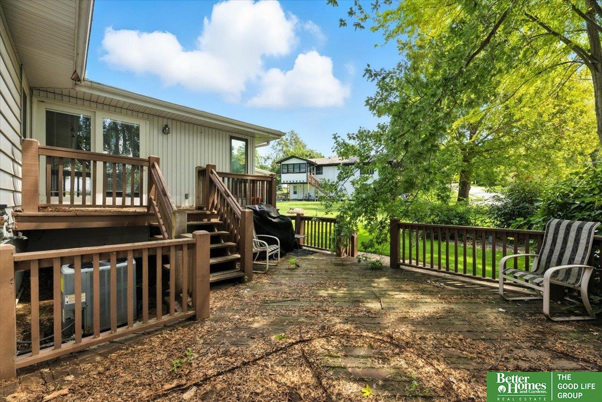 101 N Kings Circle