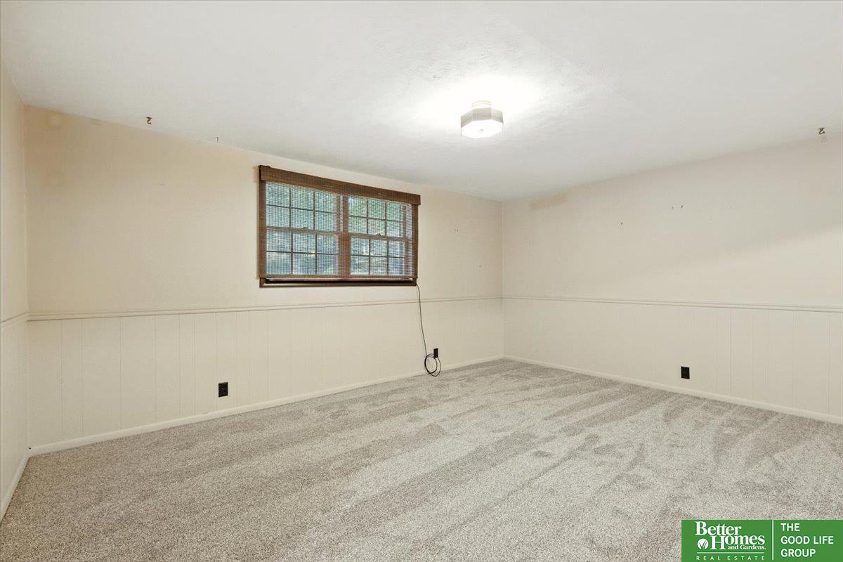 101 N Kings Circle
