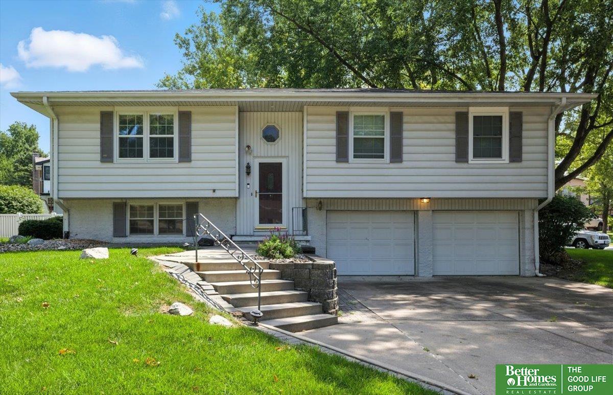 101 N Kings Circle