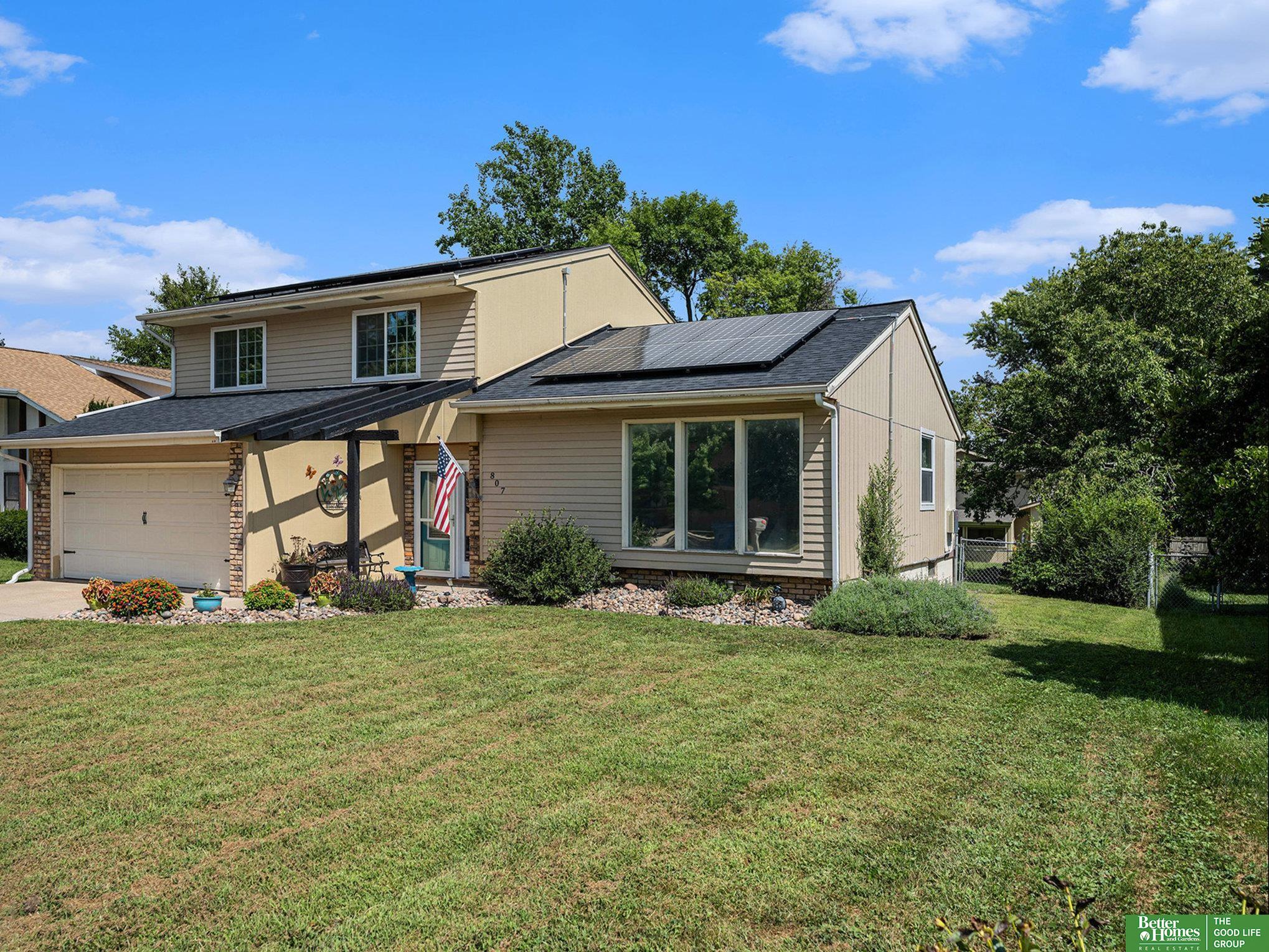 807 Bluff Street
