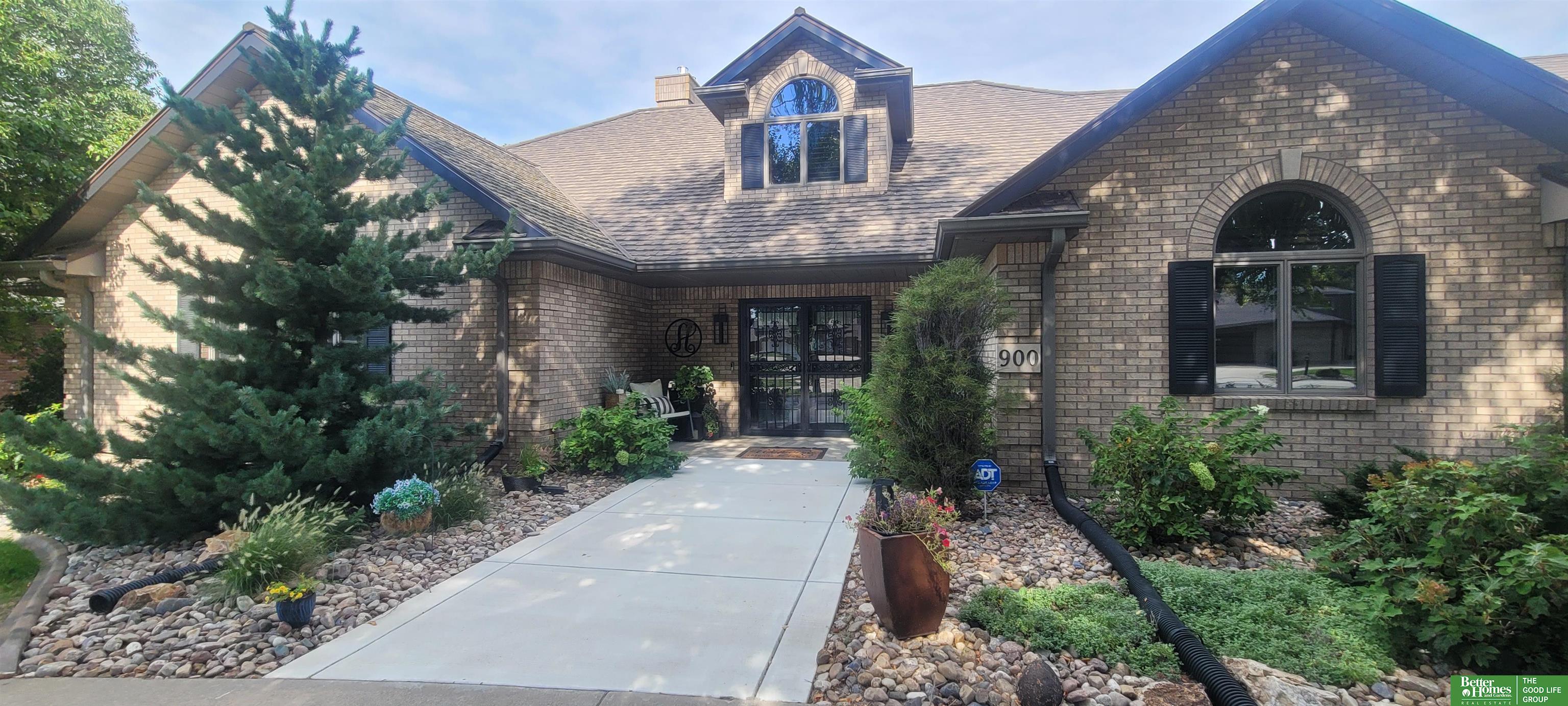 900 Saint Andrews Court