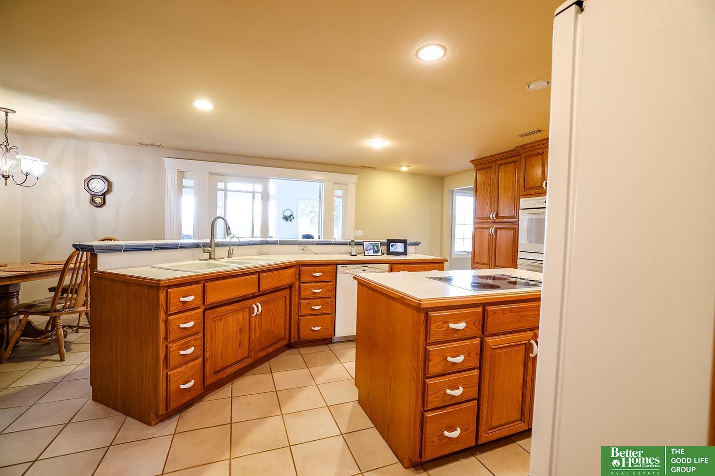 1107 Road P Road