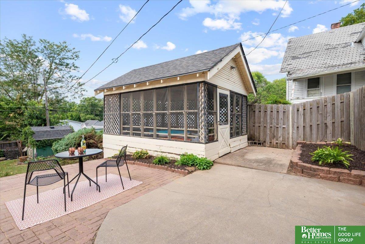 2326 N 61st Street E