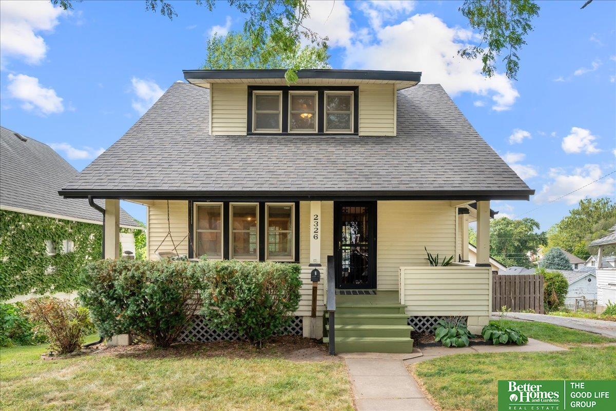 2326 N 61st Street E