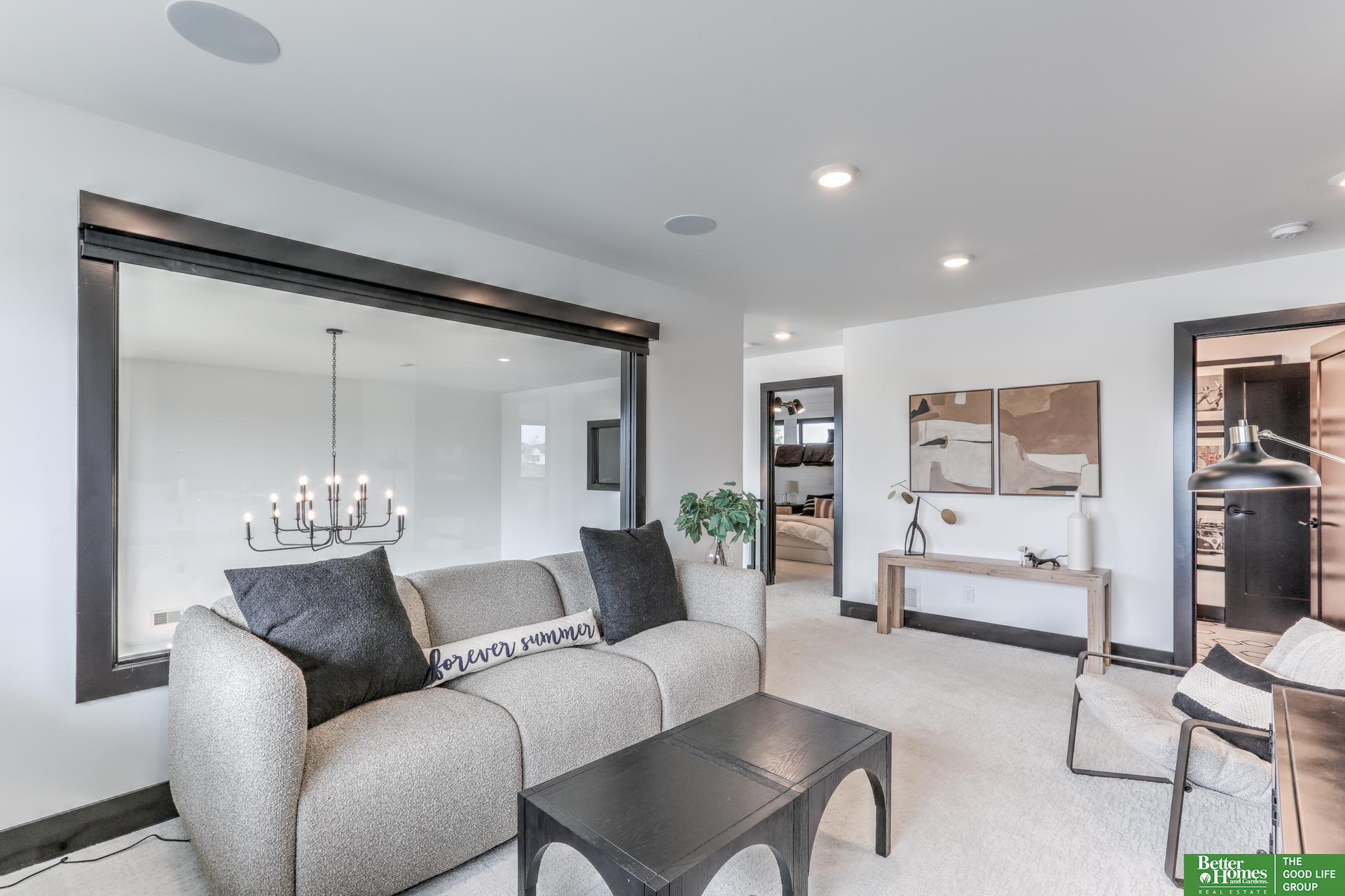 28432 Laurel Circle