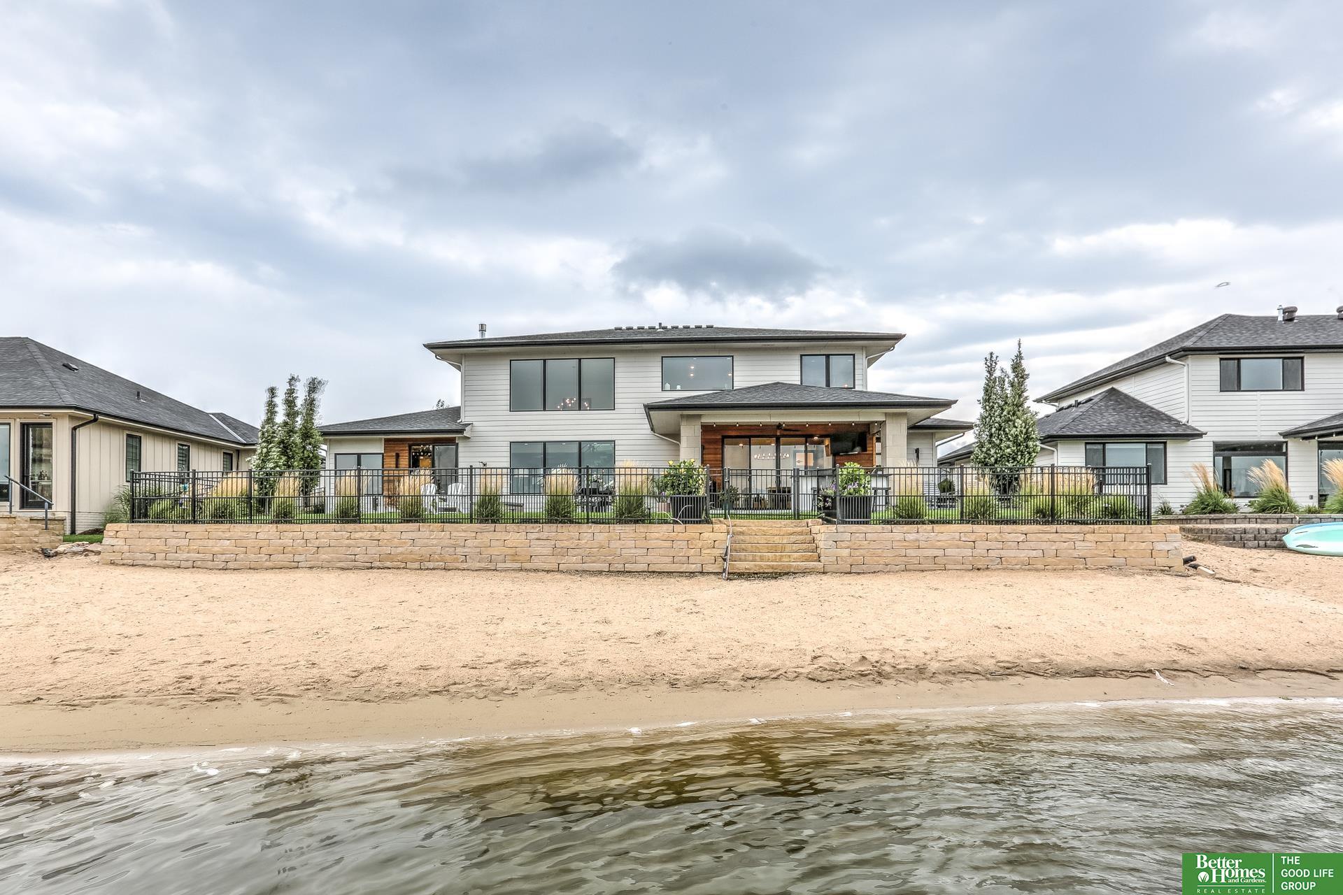 28432 Laurel Circle