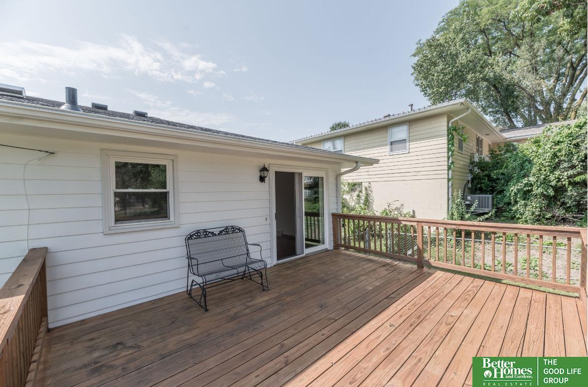 3964 IOWA Street