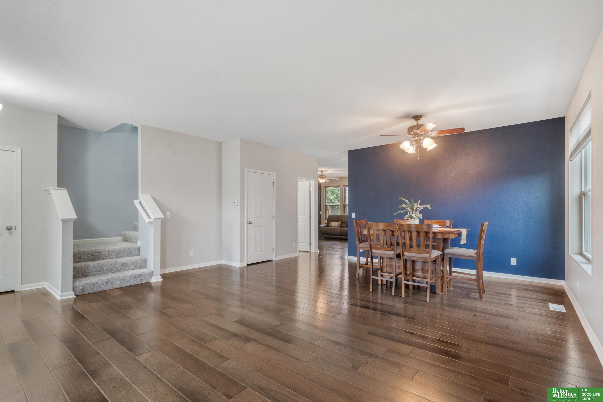 10716 S 110th Street