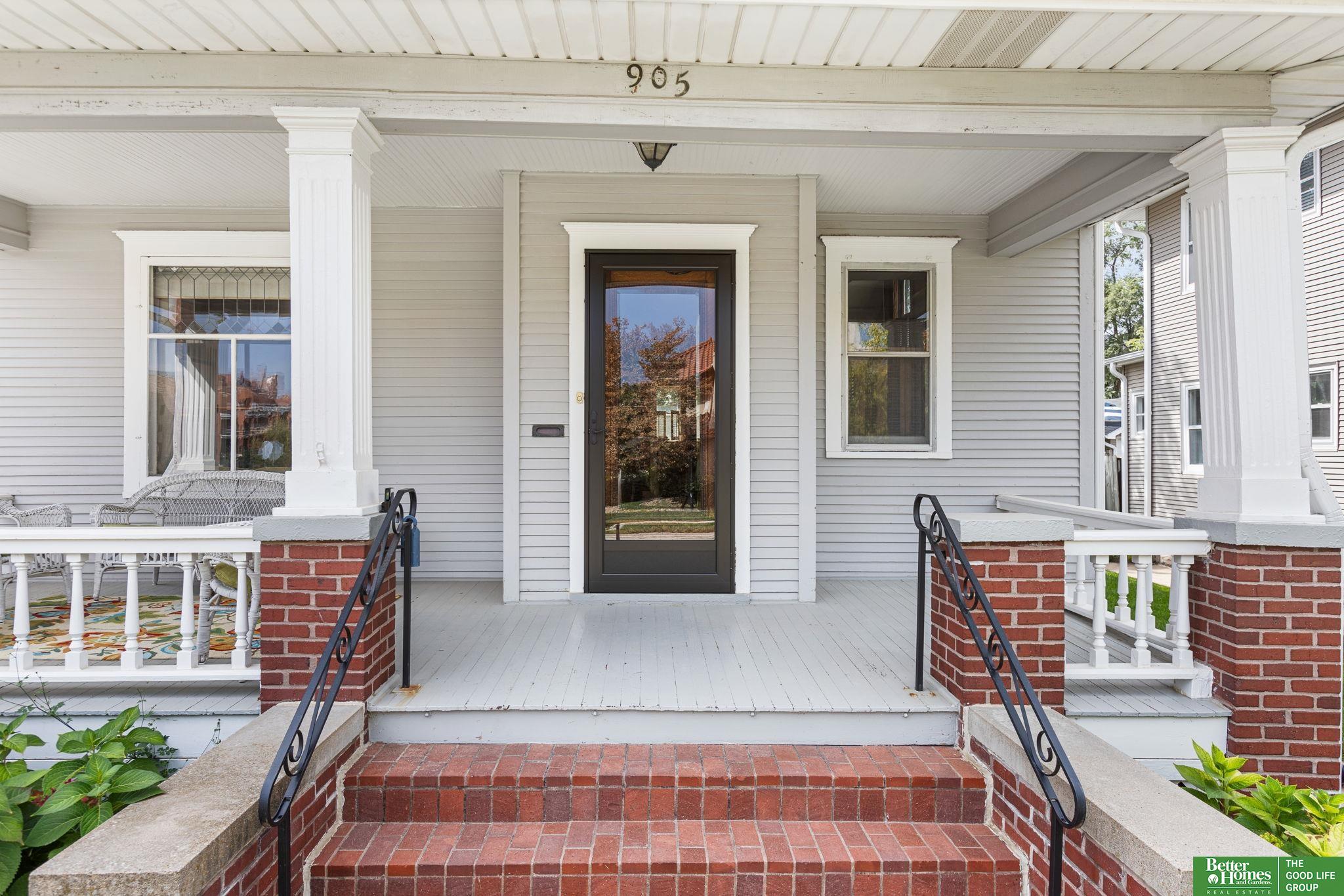 905 William Street