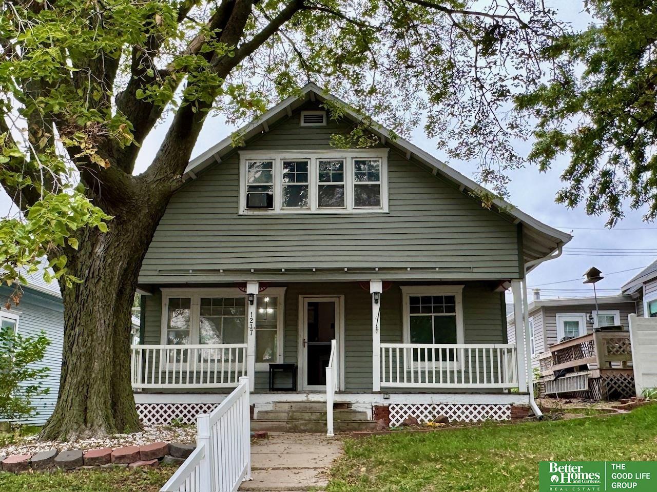 1217 N Grant Avenue