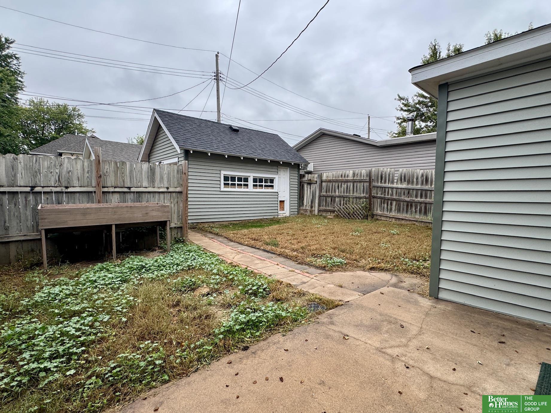 1217 N Grant Avenue