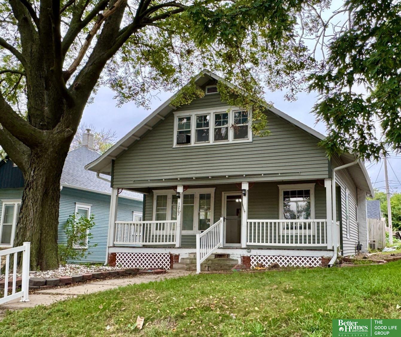 1217 N Grant Avenue
