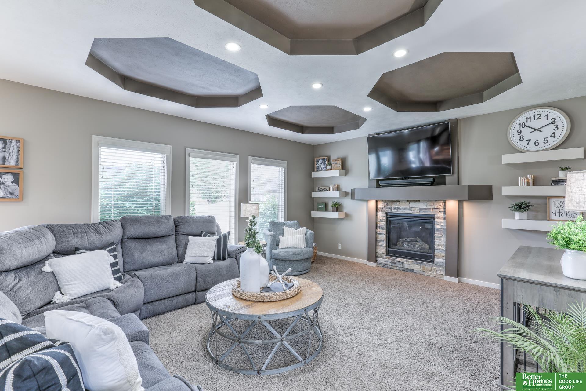 3513 S 201 Circle