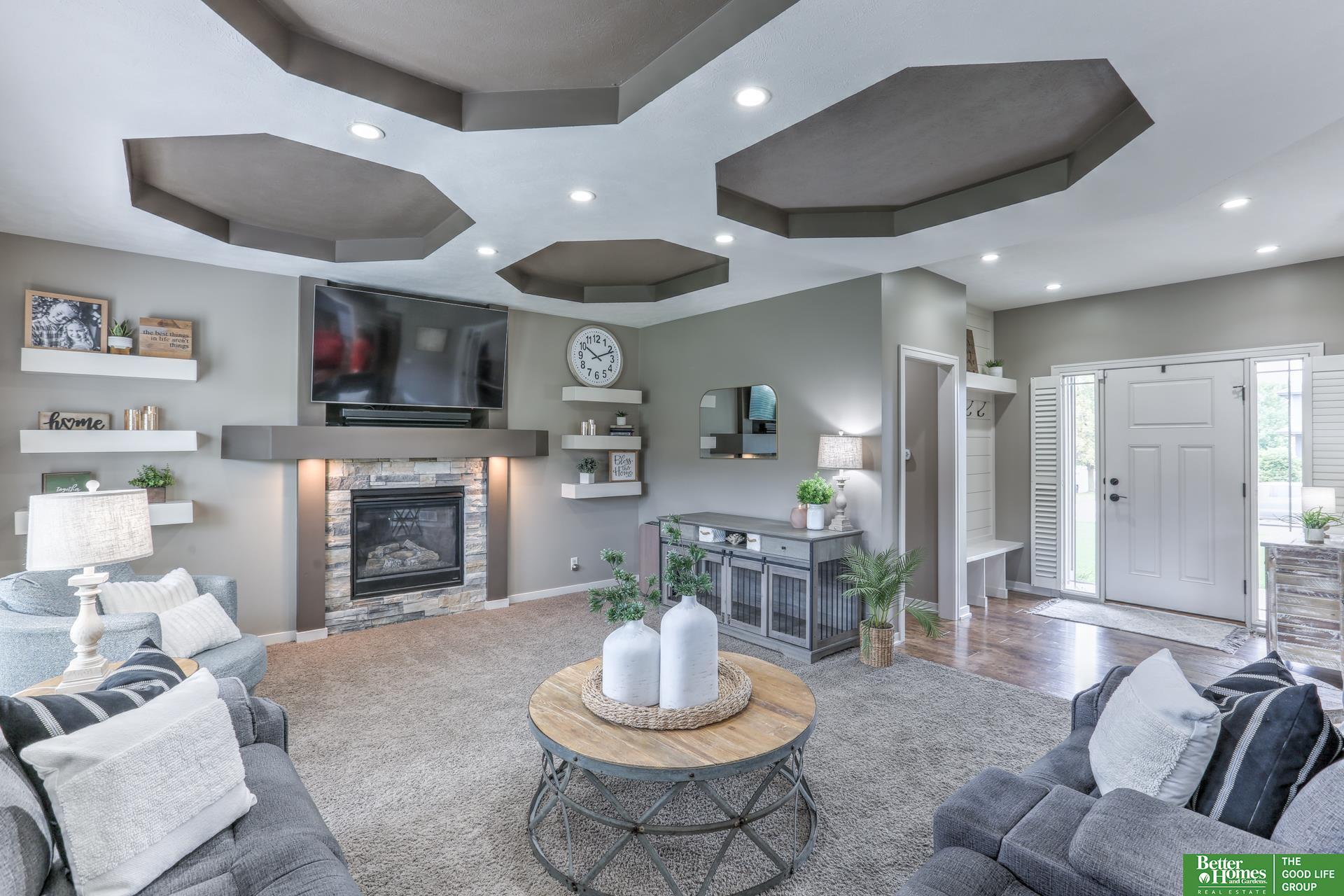 3513 S 201 Circle