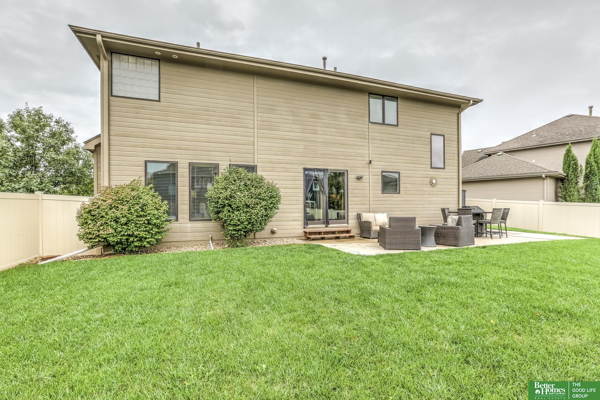 3513 S 201 Circle