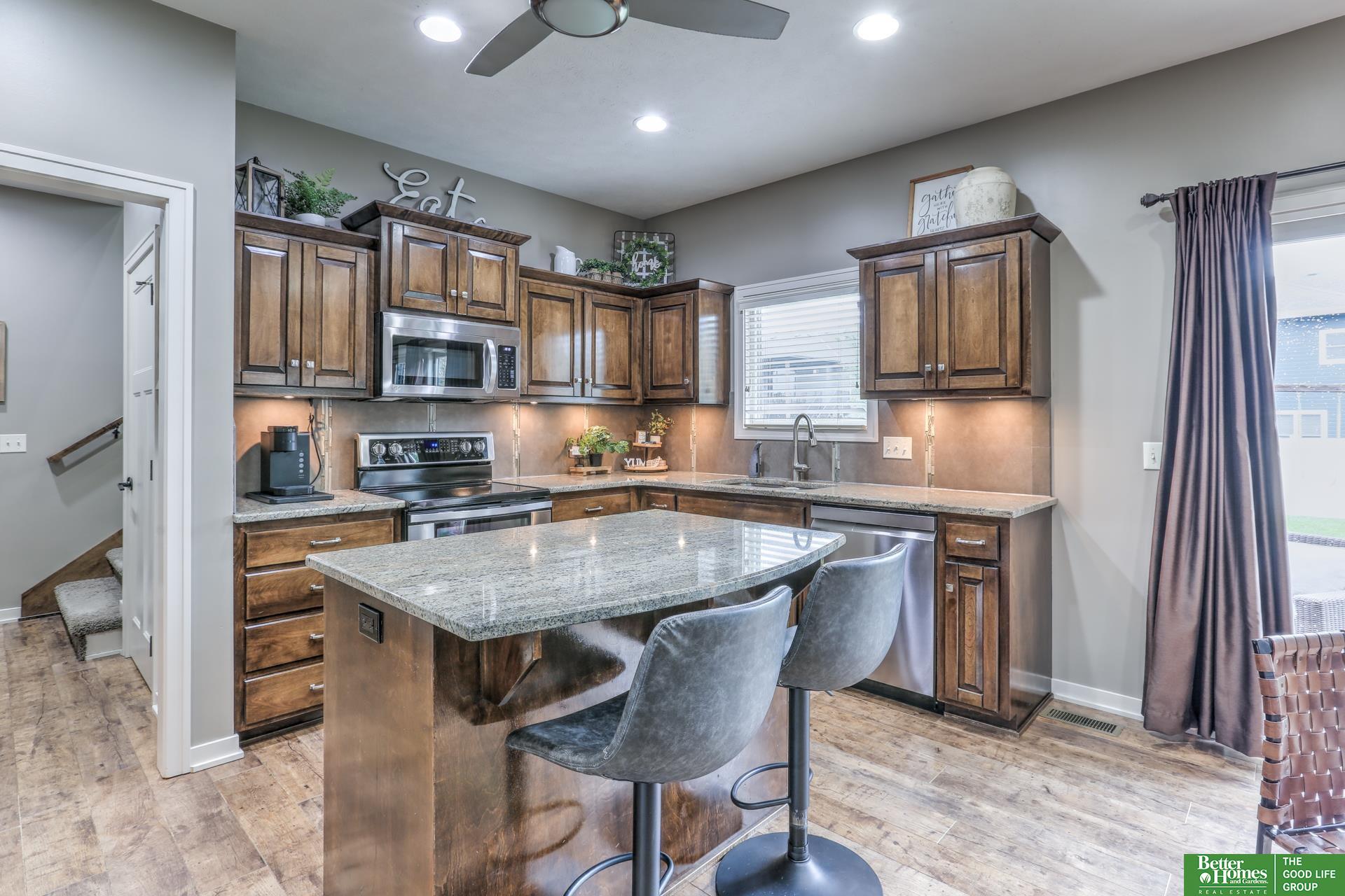 3513 S 201 Circle