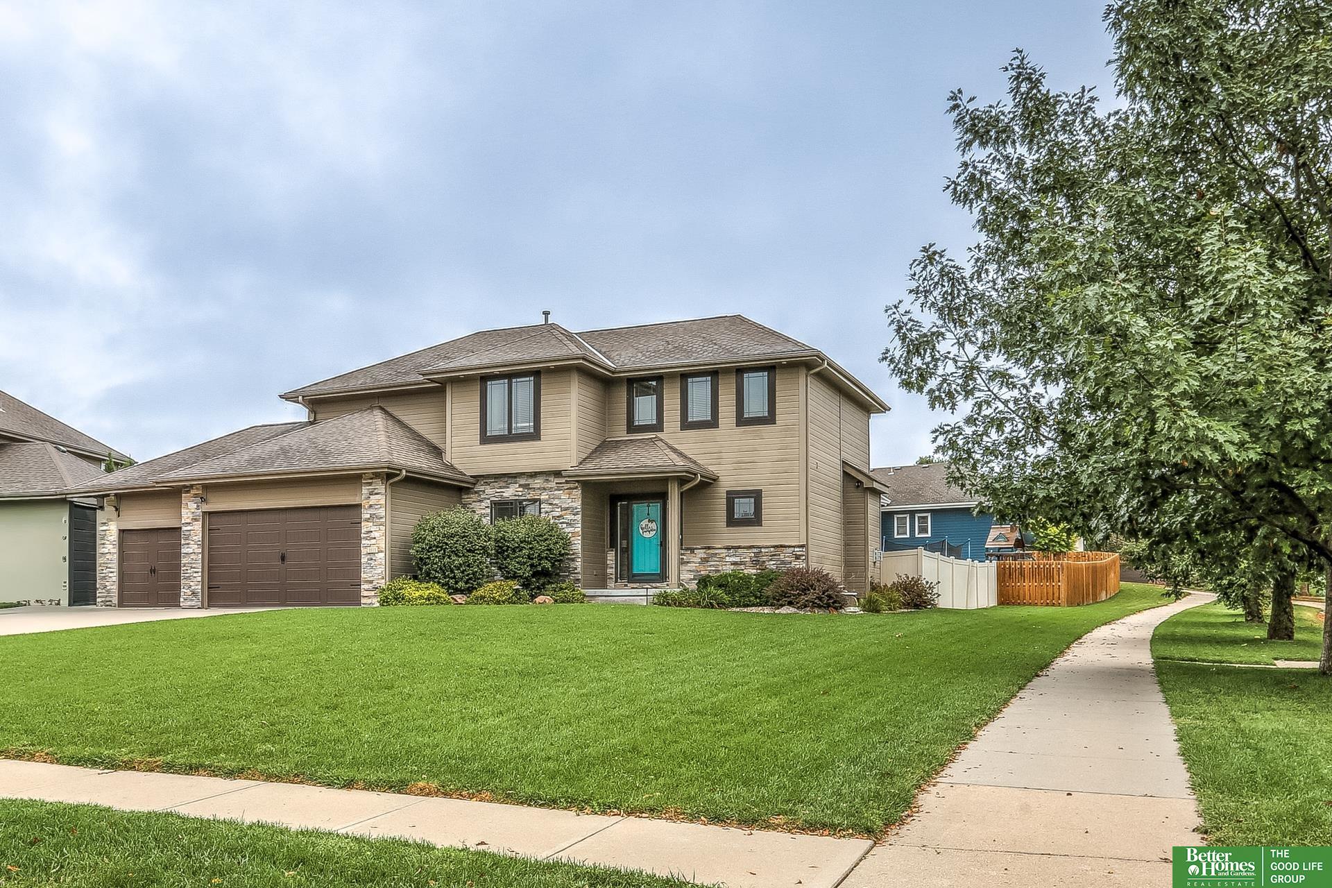 3513 S 201 Circle