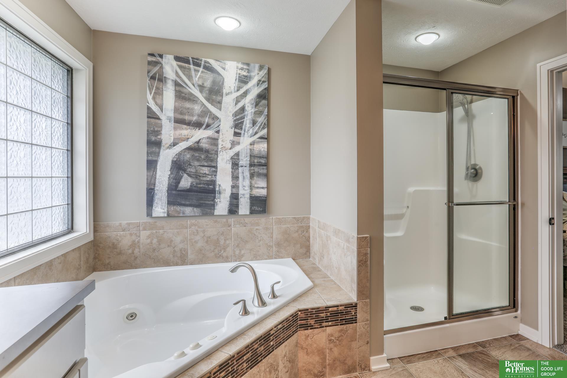 3513 S 201 Circle