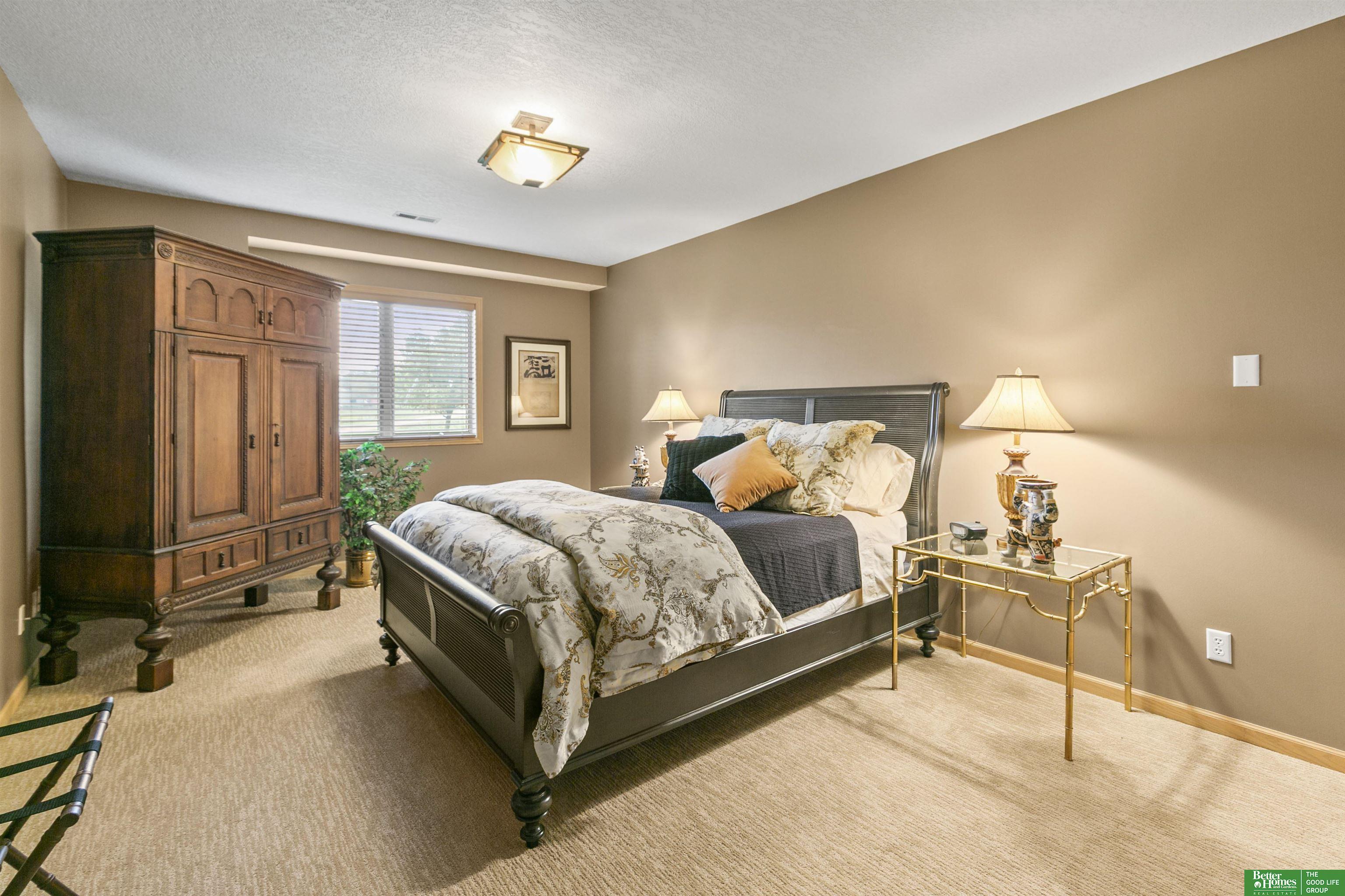 1218 900th Street