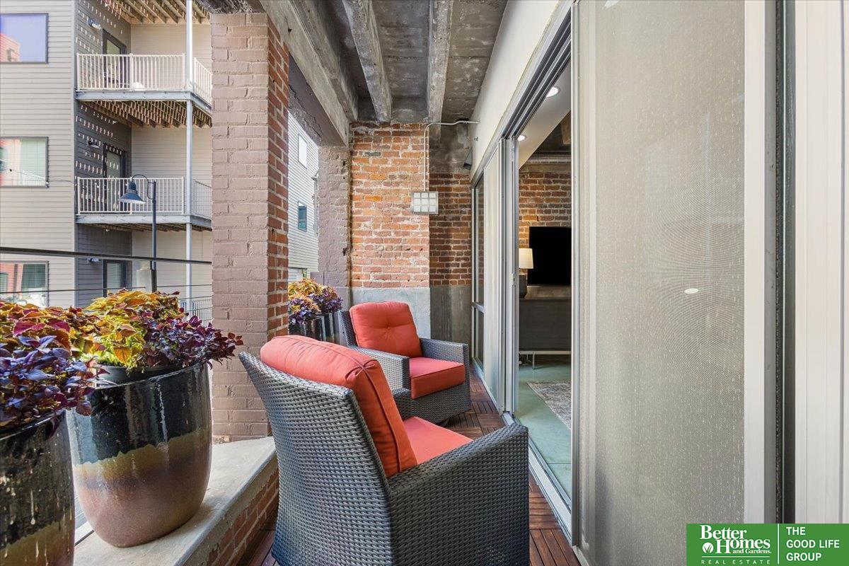 1502 Jones Street # 207