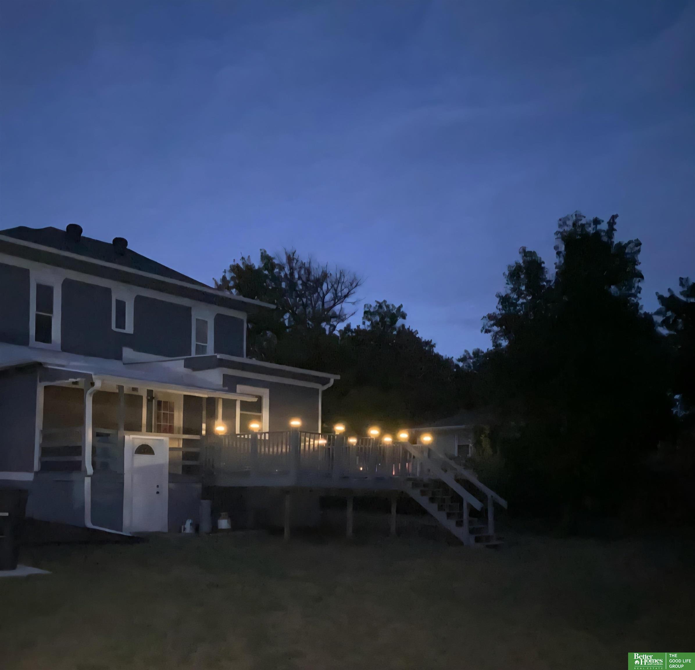 618 E 4th Street