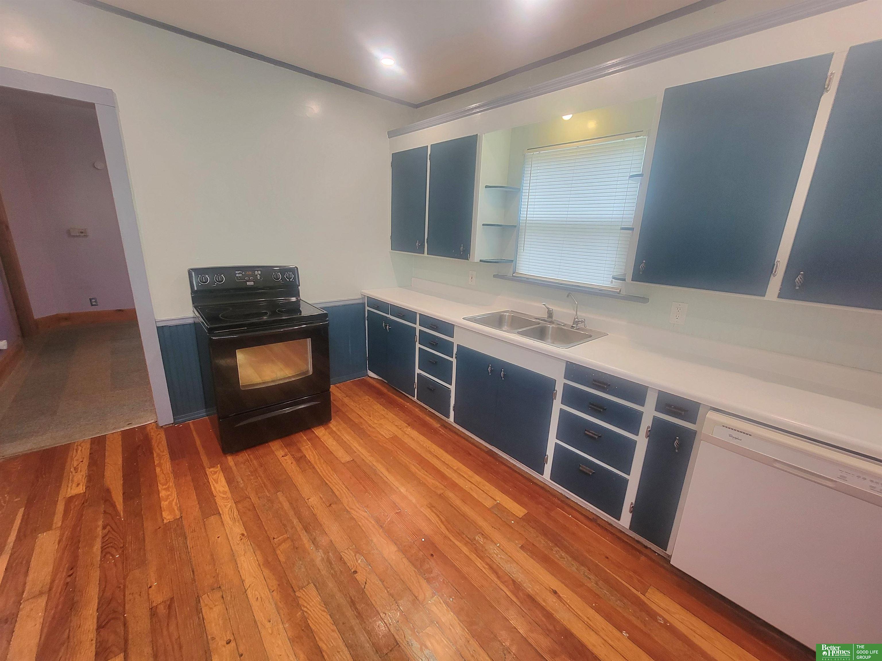 618 E 4th Street