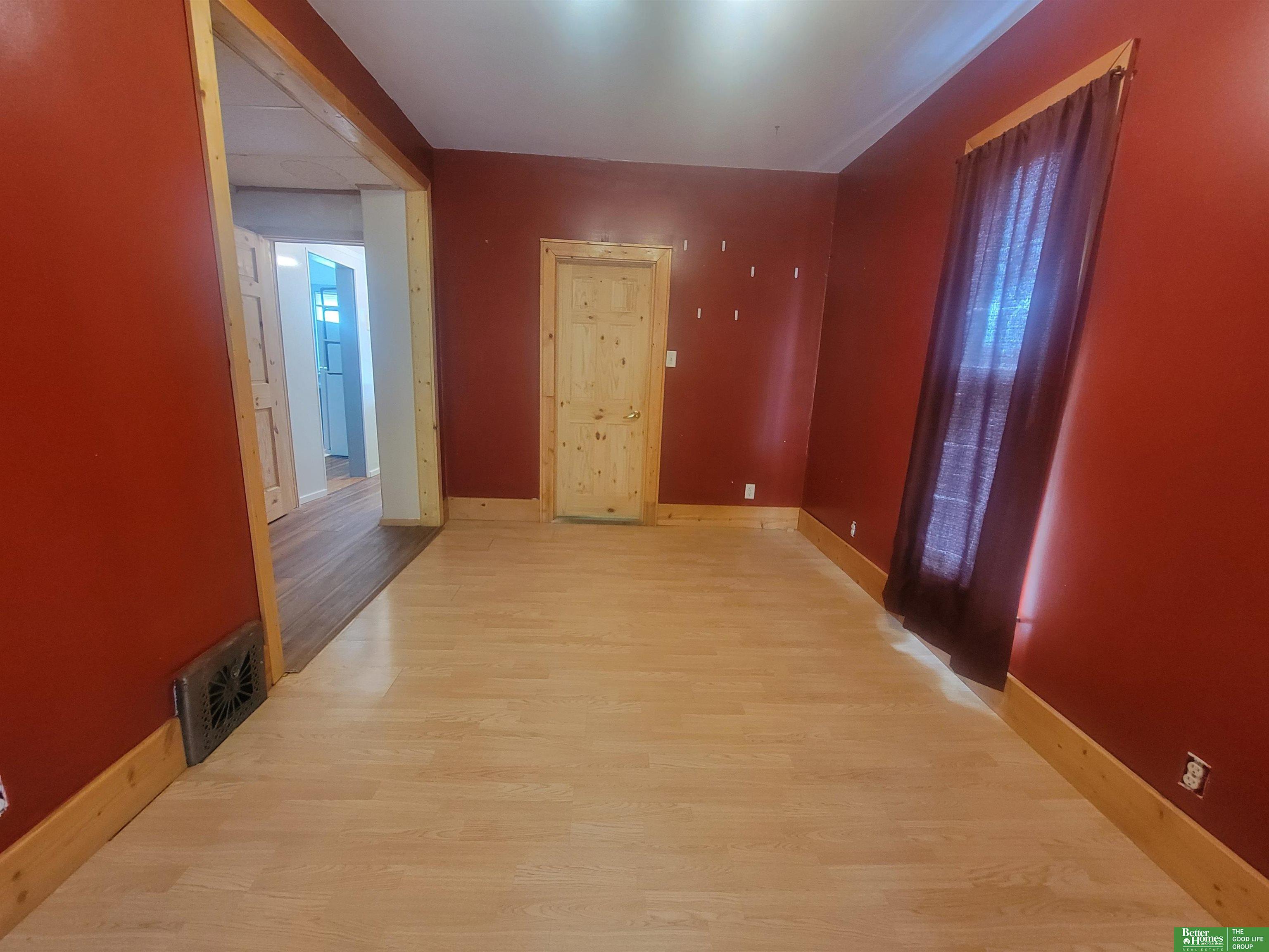 618 E 4th Street