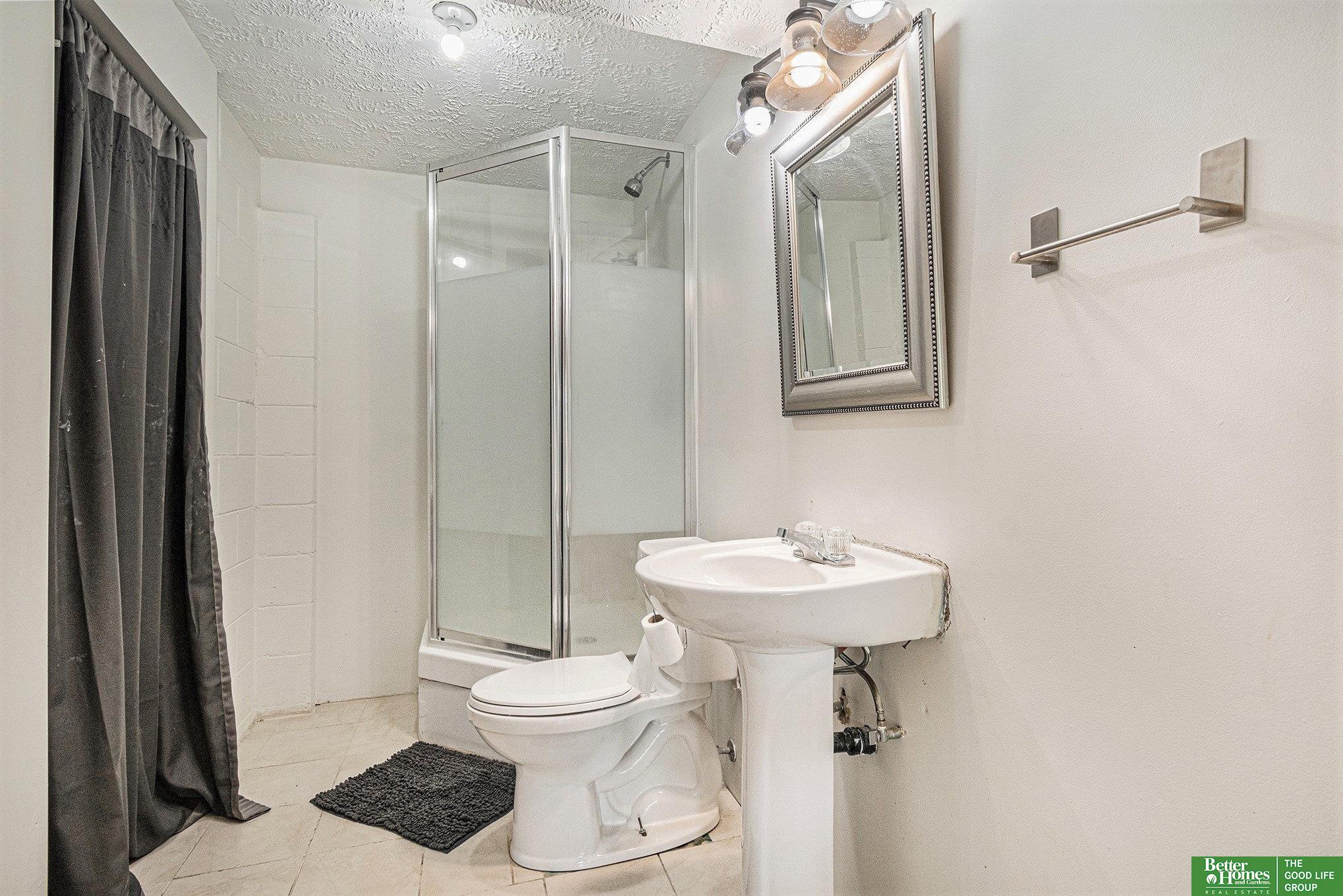 3309 Lookingglass Drive