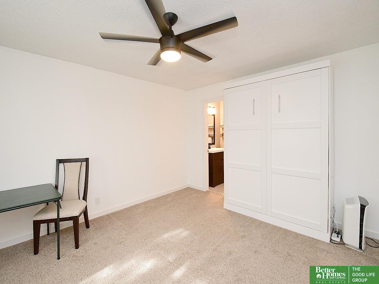 524 S 36 Court