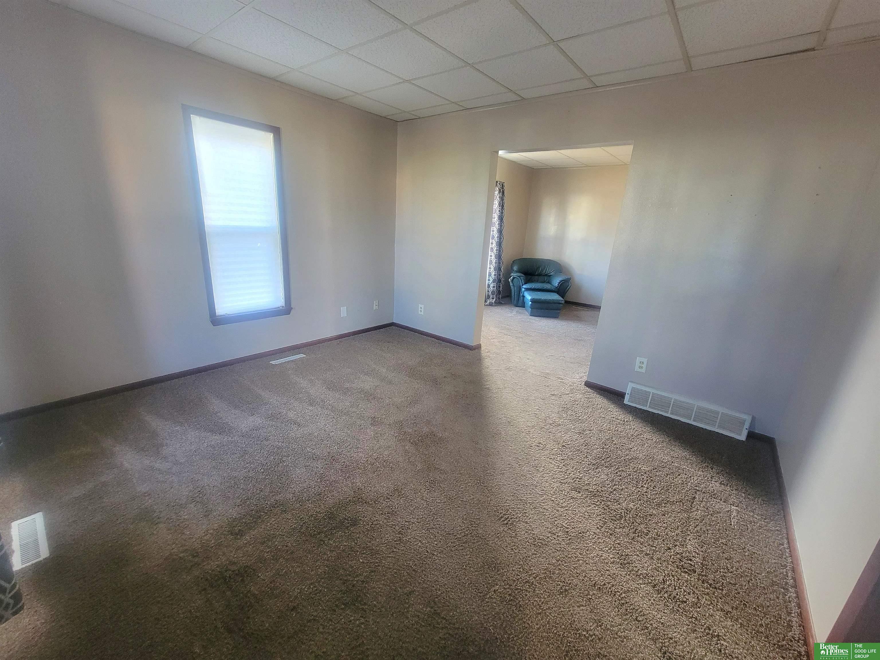 320 E 4th Street