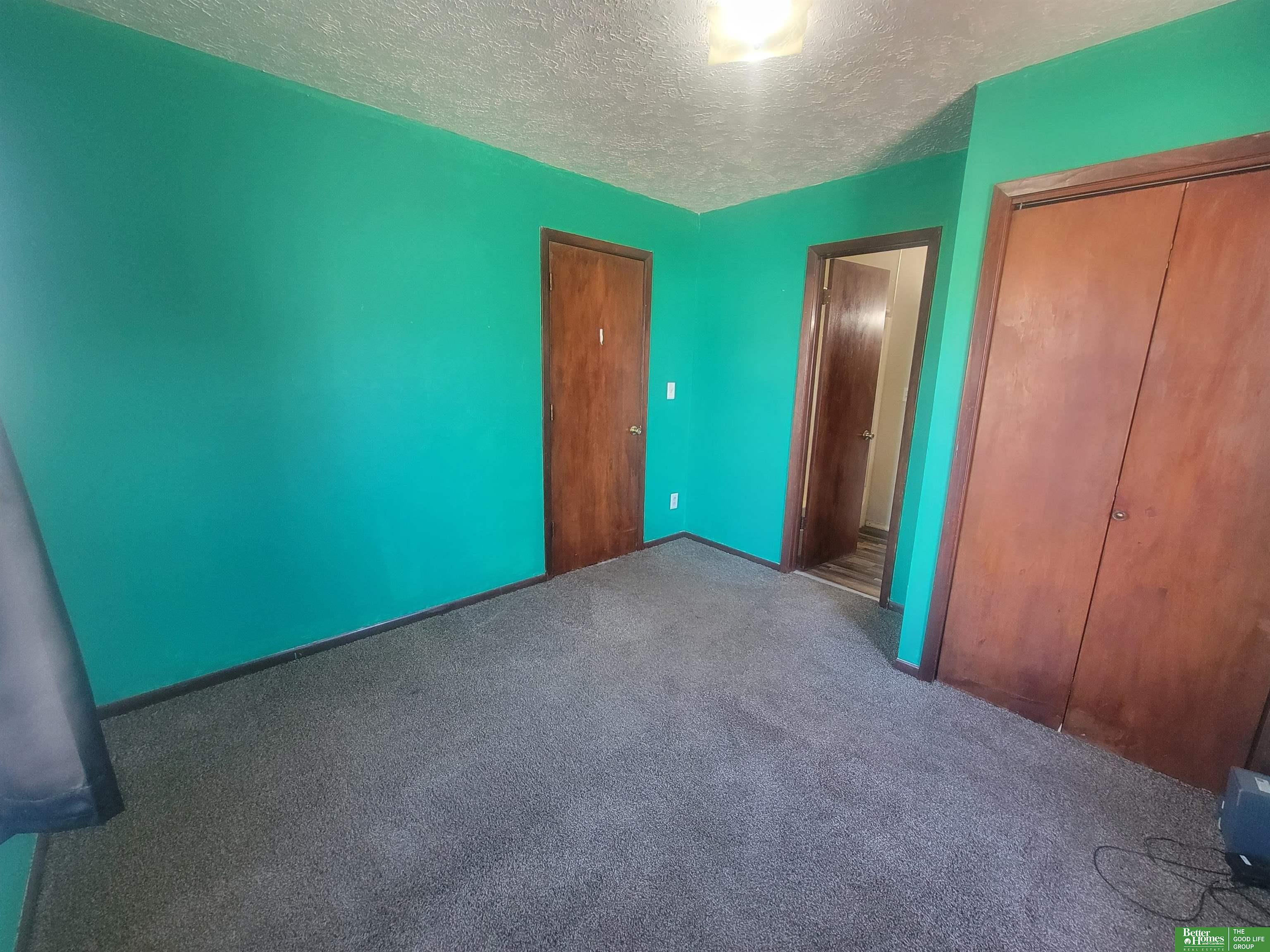 320 E 4th Street