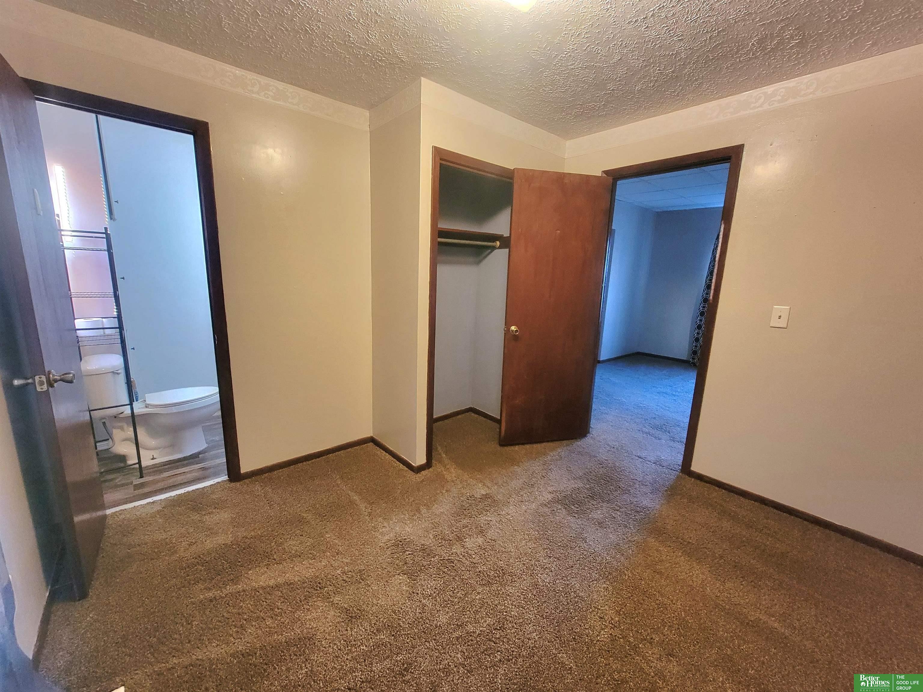320 E 4th Street