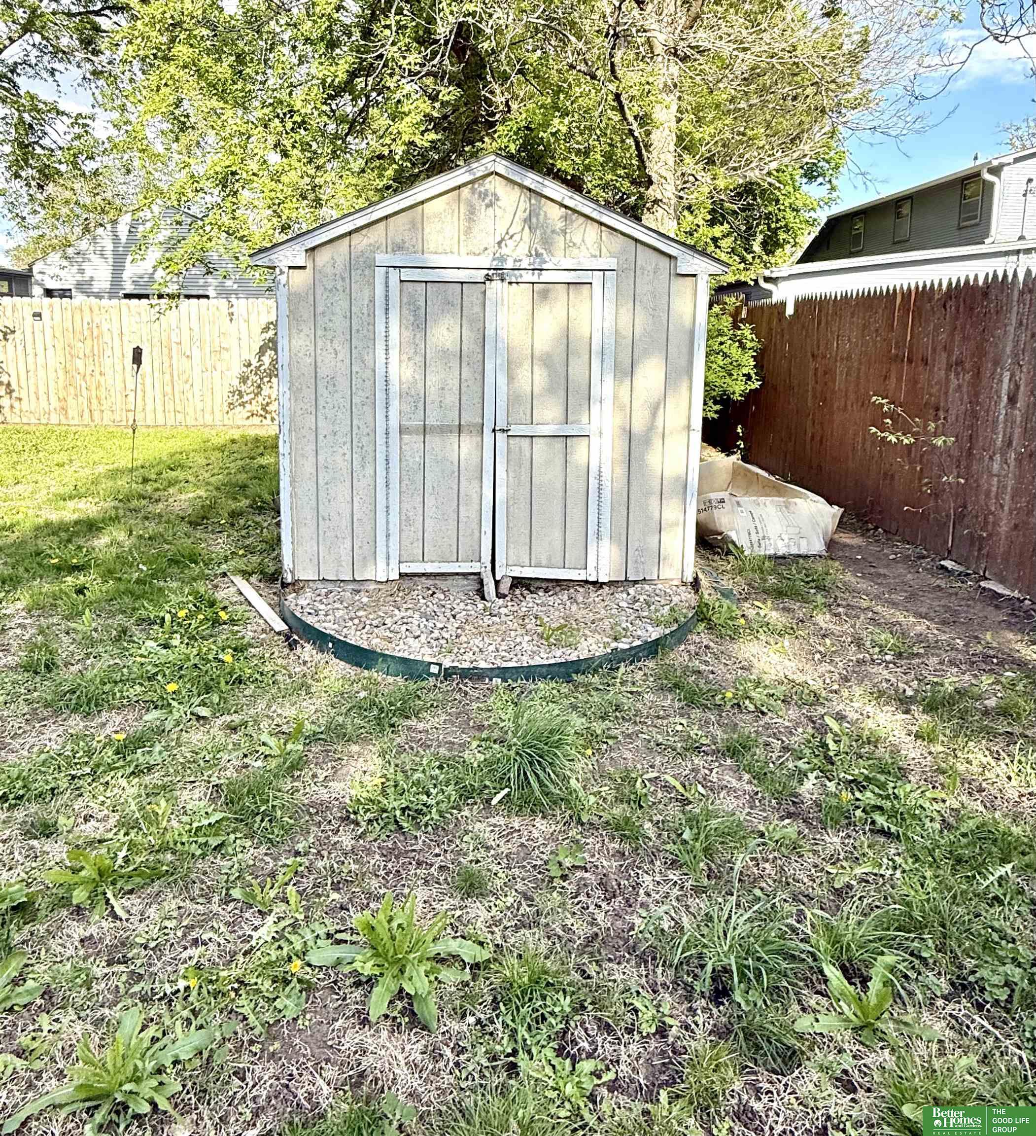 320 E 4th Street