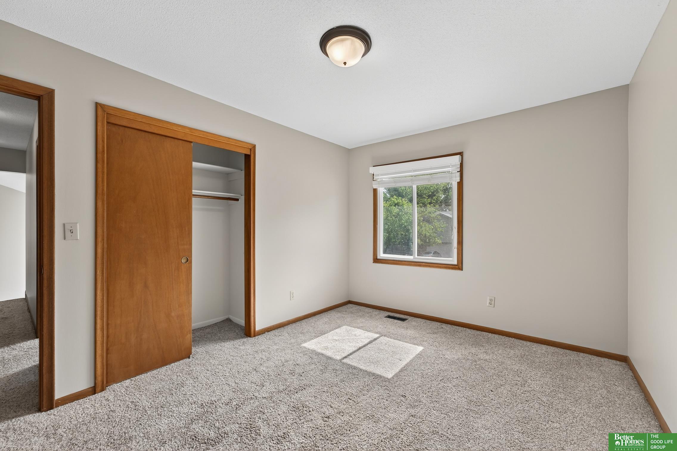 3716 Lookingglass Drive