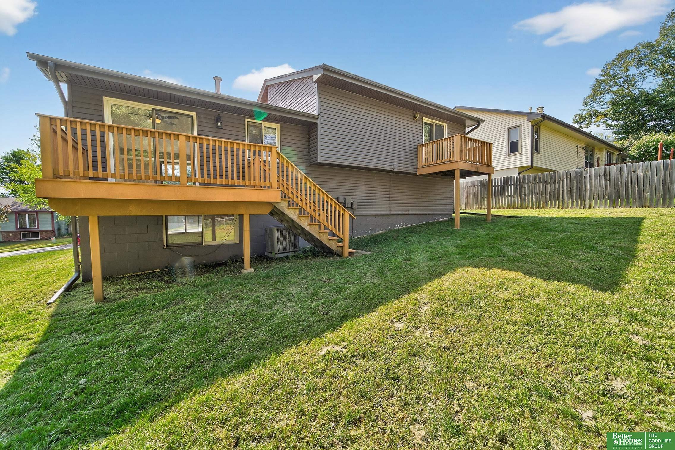 3716 Lookingglass Drive