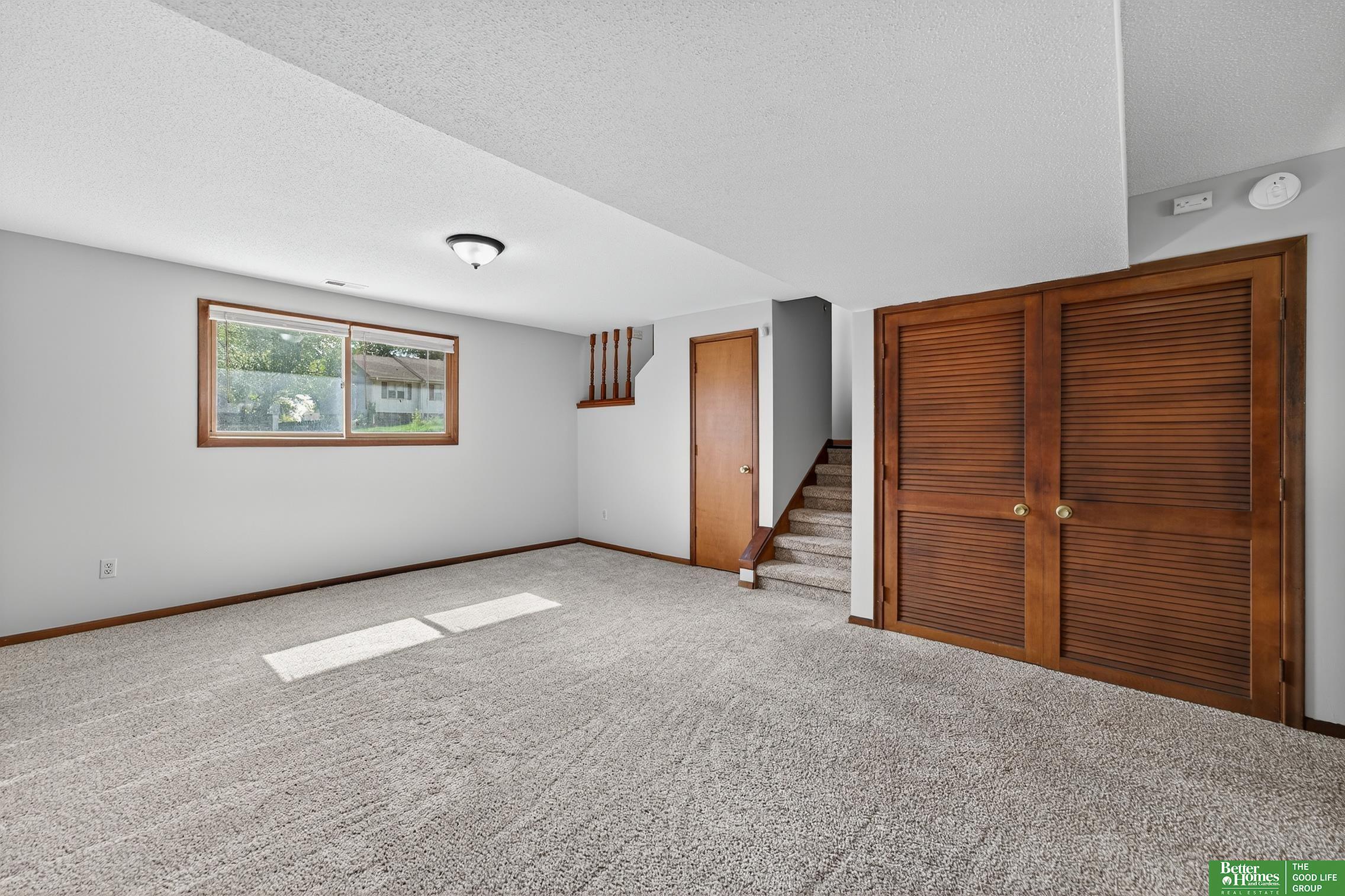 3716 Lookingglass Drive