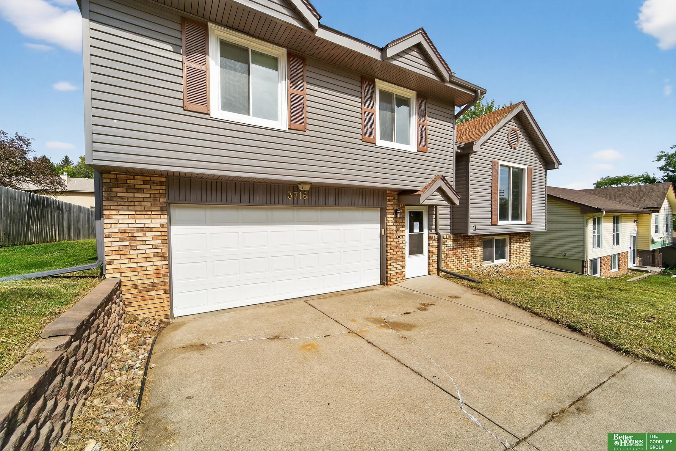 3716 Lookingglass Drive