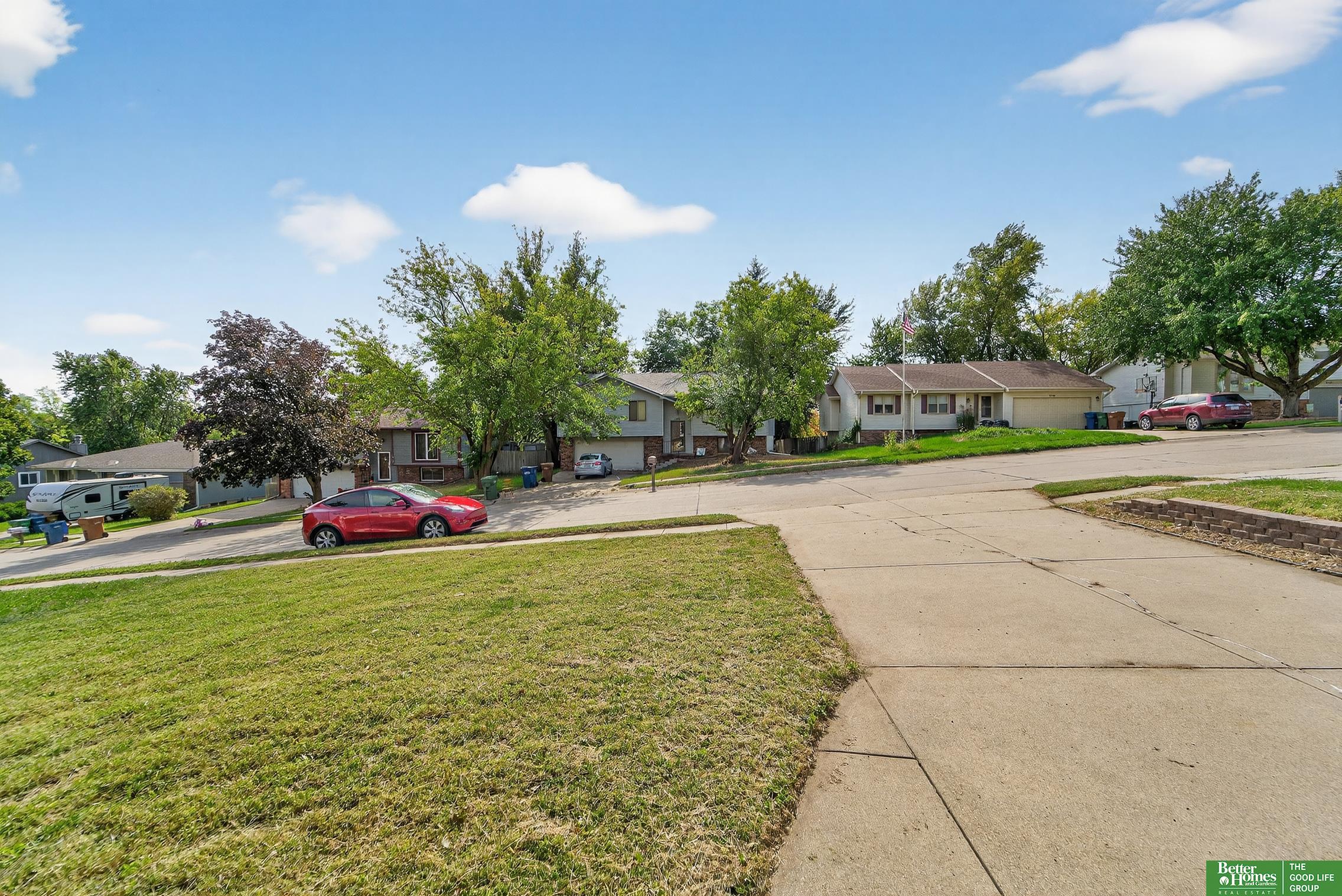 3716 Lookingglass Drive