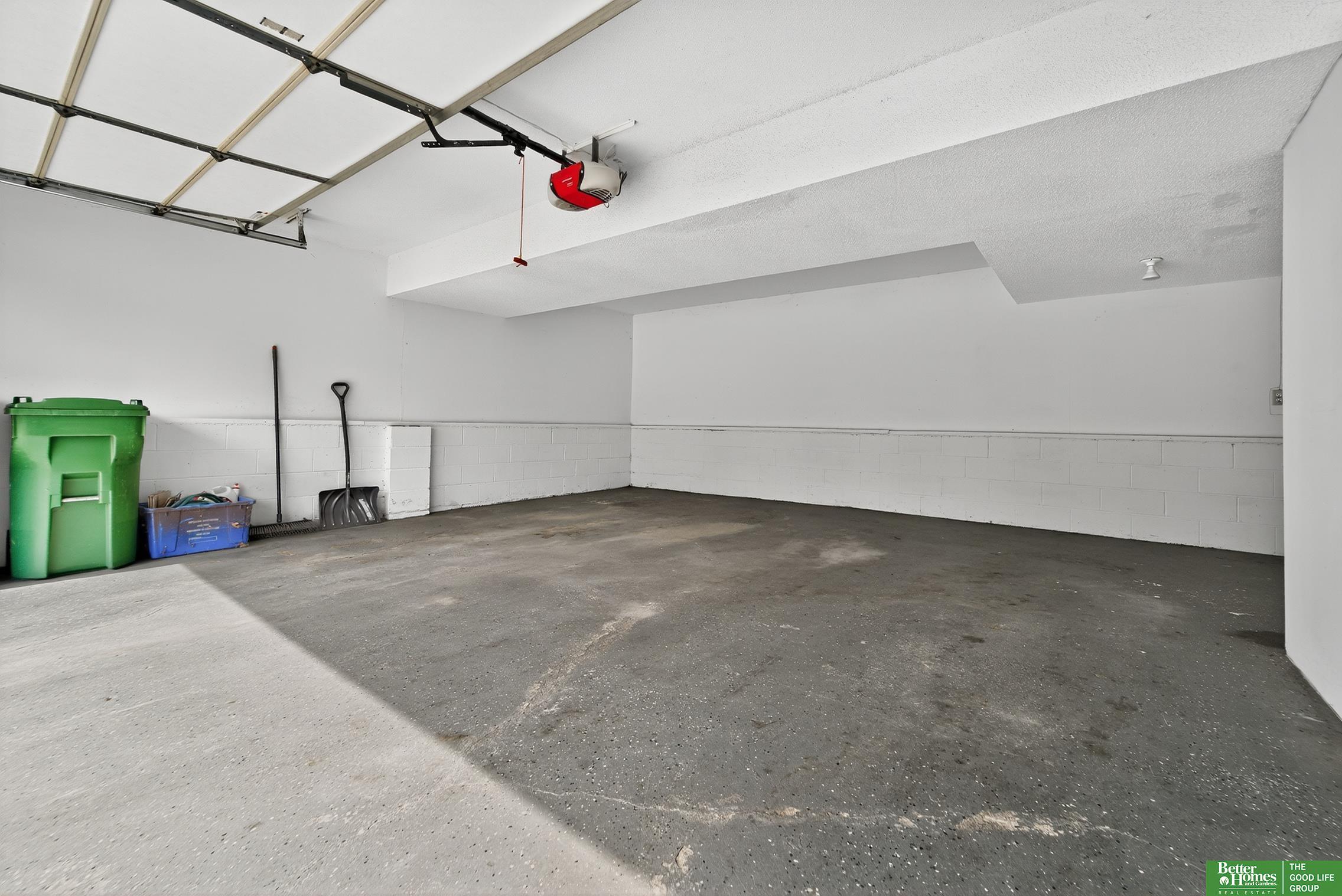 3716 Lookingglass Drive