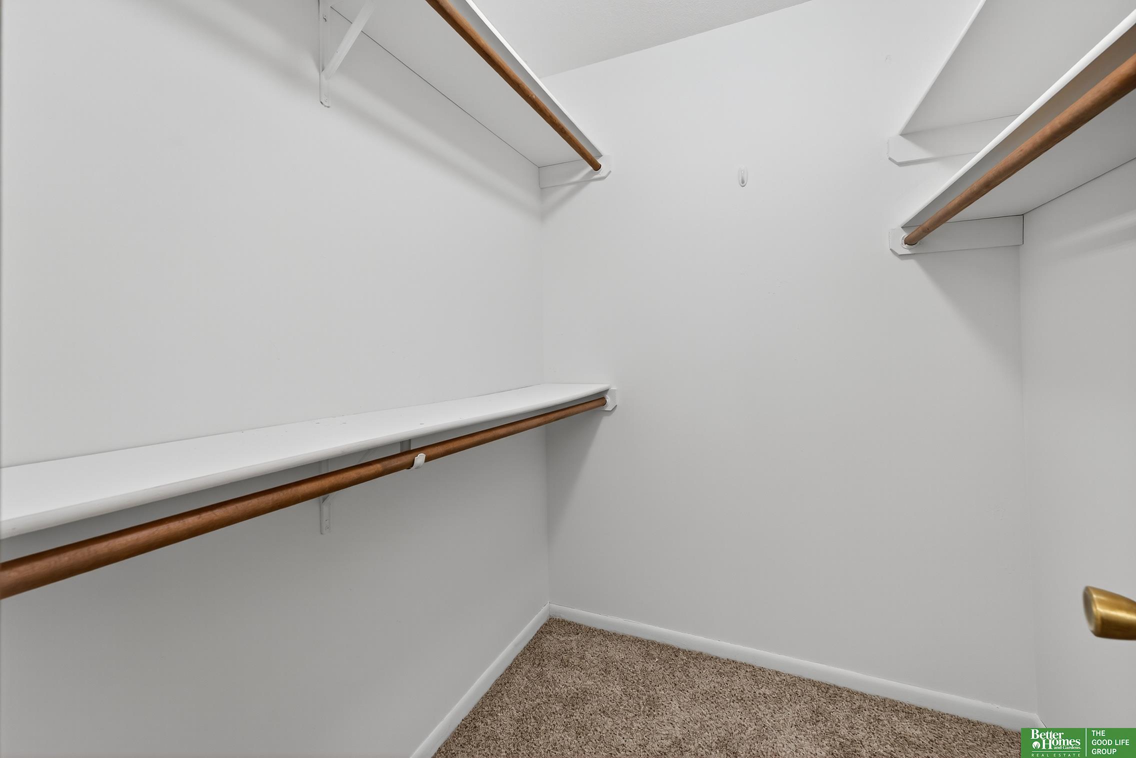3716 Lookingglass Drive