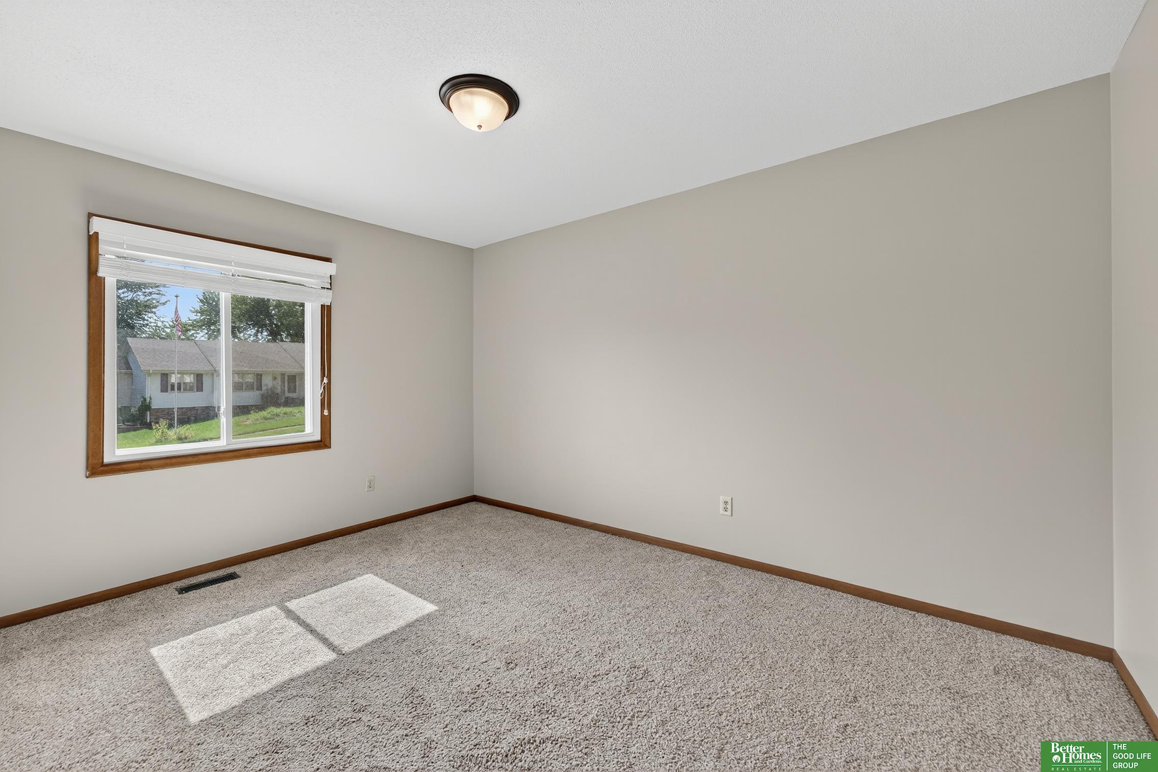3716 Lookingglass Drive