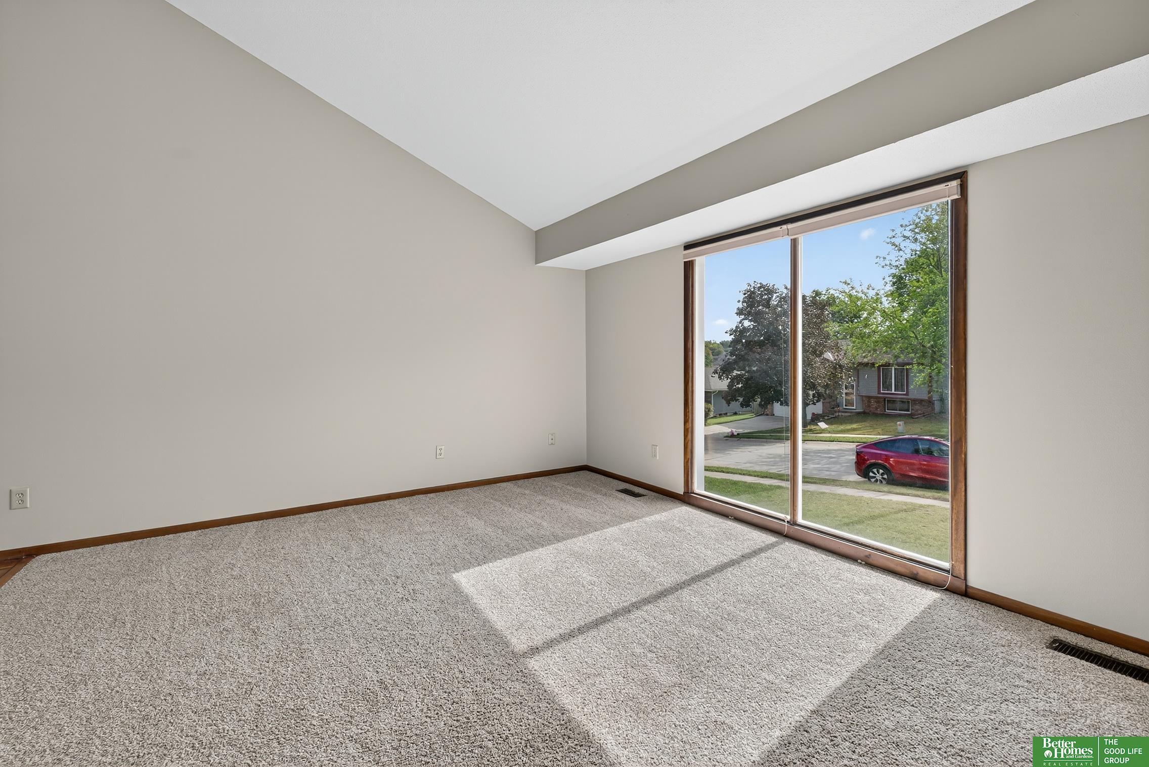 3716 Lookingglass Drive